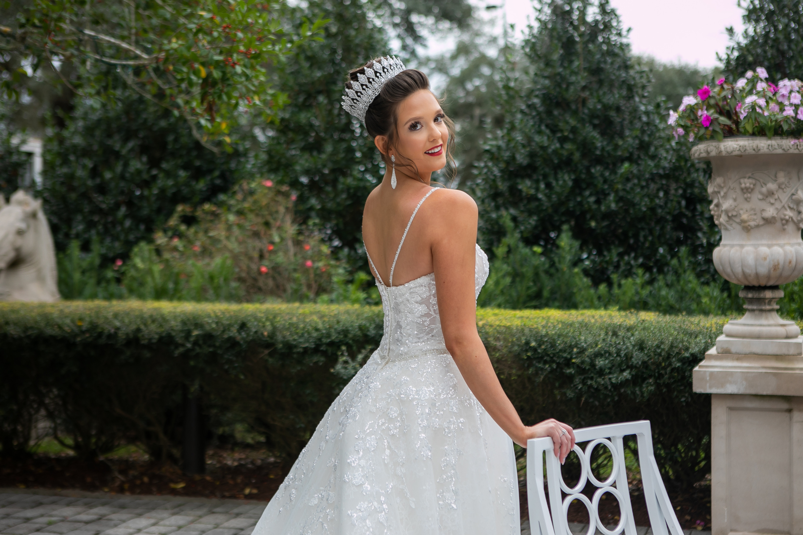 Elegant wedding in Golden Ocala, creating candid photography. Lana Photography — Wedding & Family Photographer in Florida & Beyond