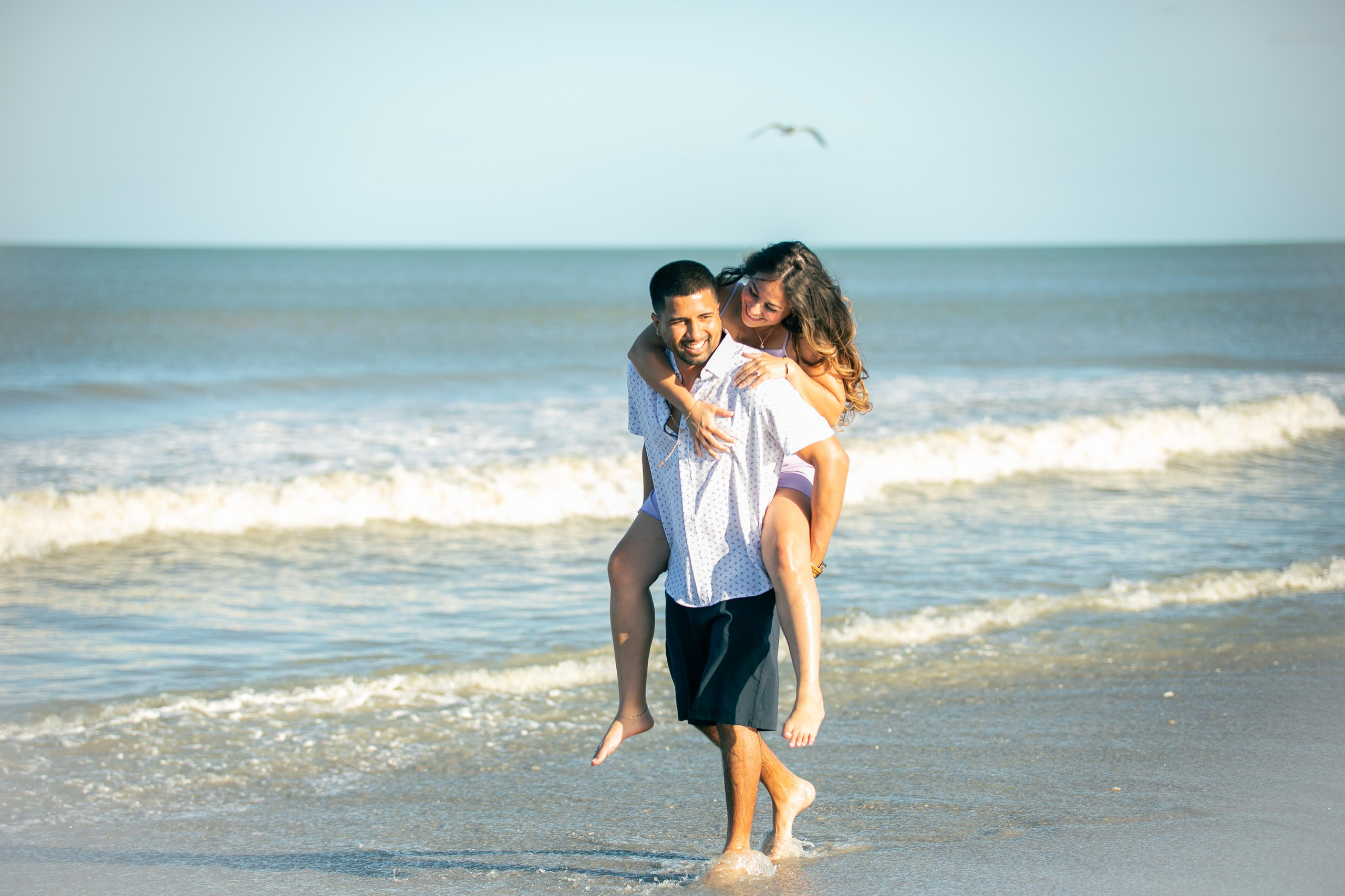 Engagement photography. Lana Photography — Wedding & Family Photographer in Florida & Beyond