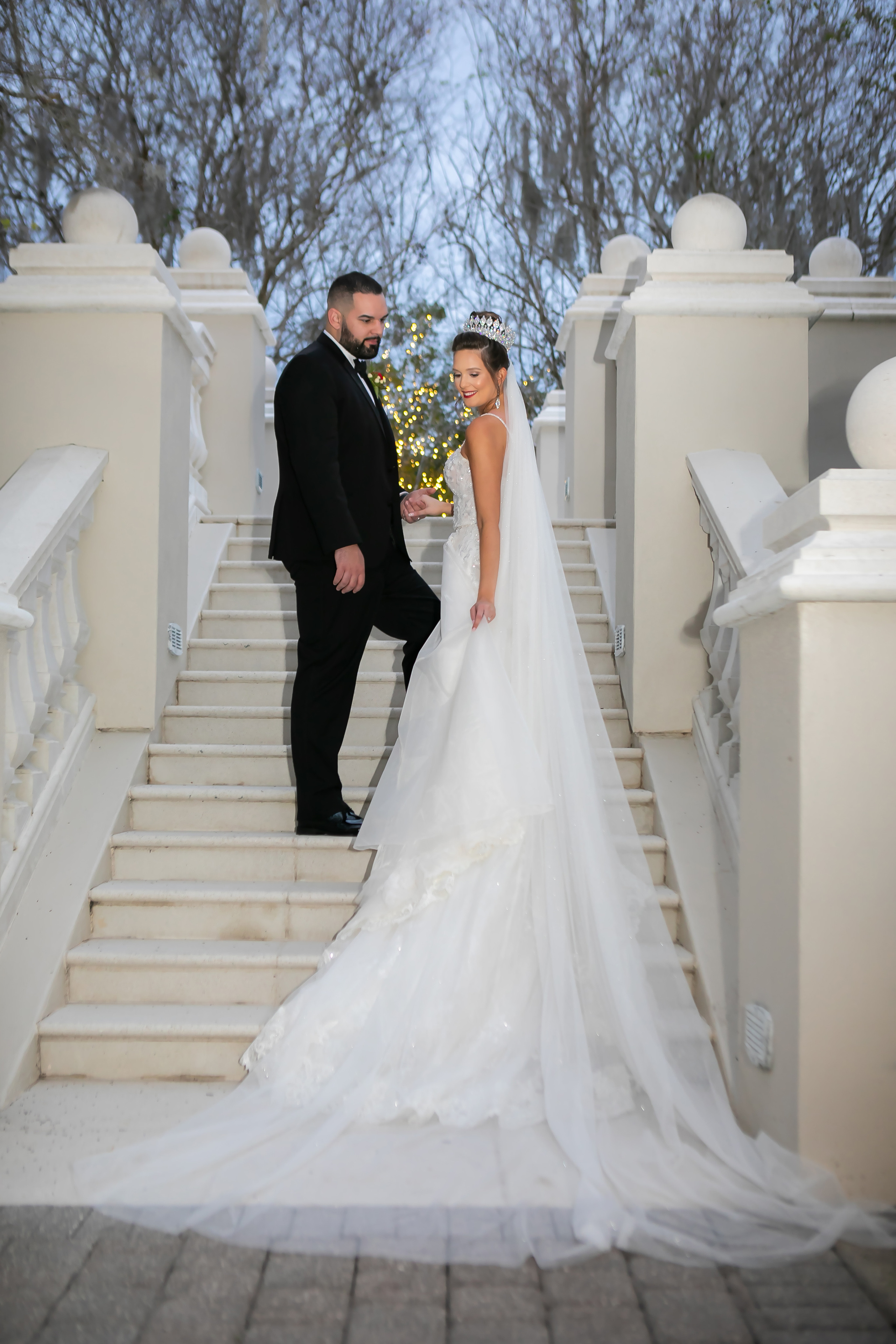 Elegant wedding in Golden Ocala, creating candid photography. Lana Photography — Wedding & Family Photographer in Florida & Beyond