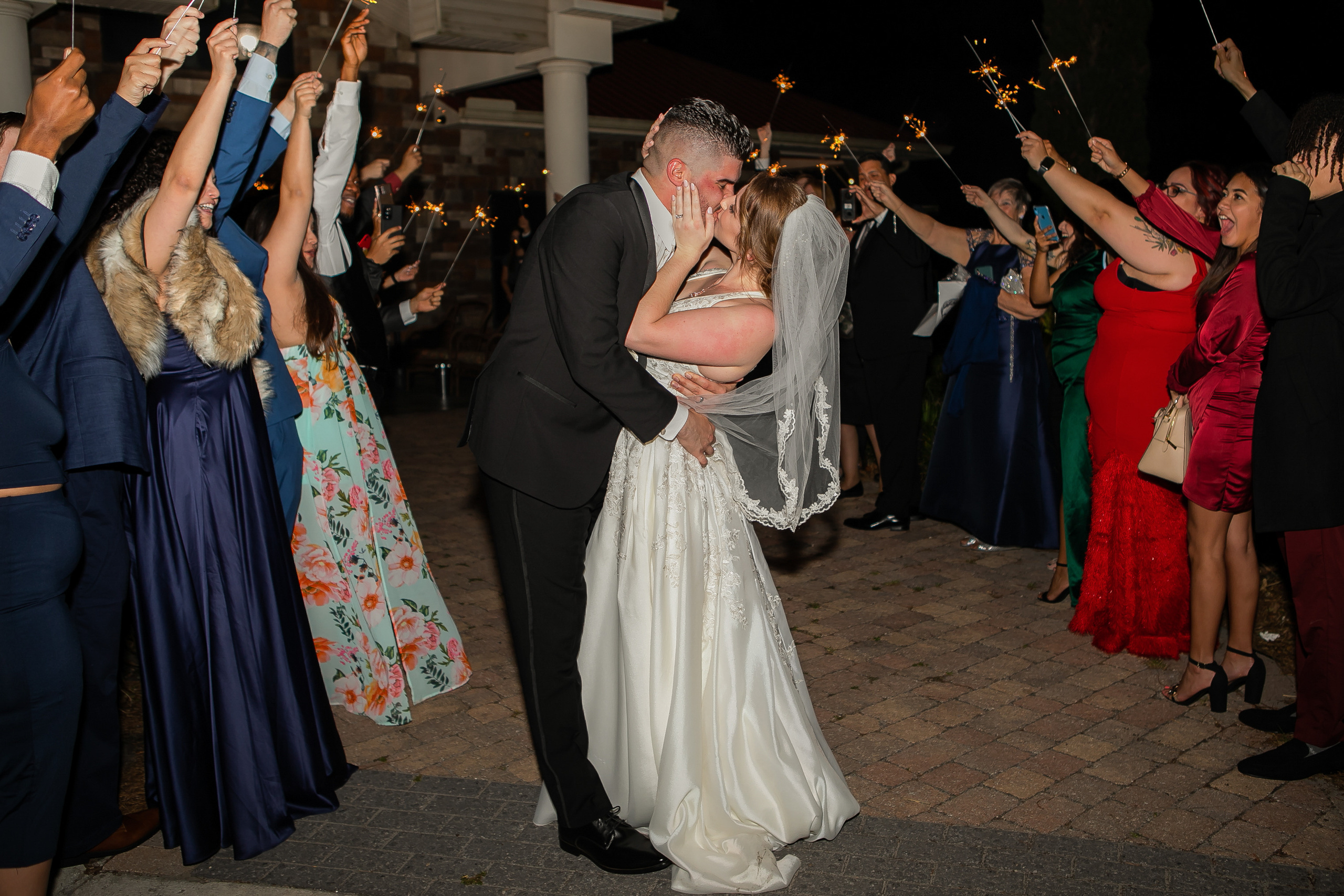 Wedding in the Royal St. Cloud Golf Links genuine moments. Lana Photography — Wedding & Family Photographer in Florida & Beyond