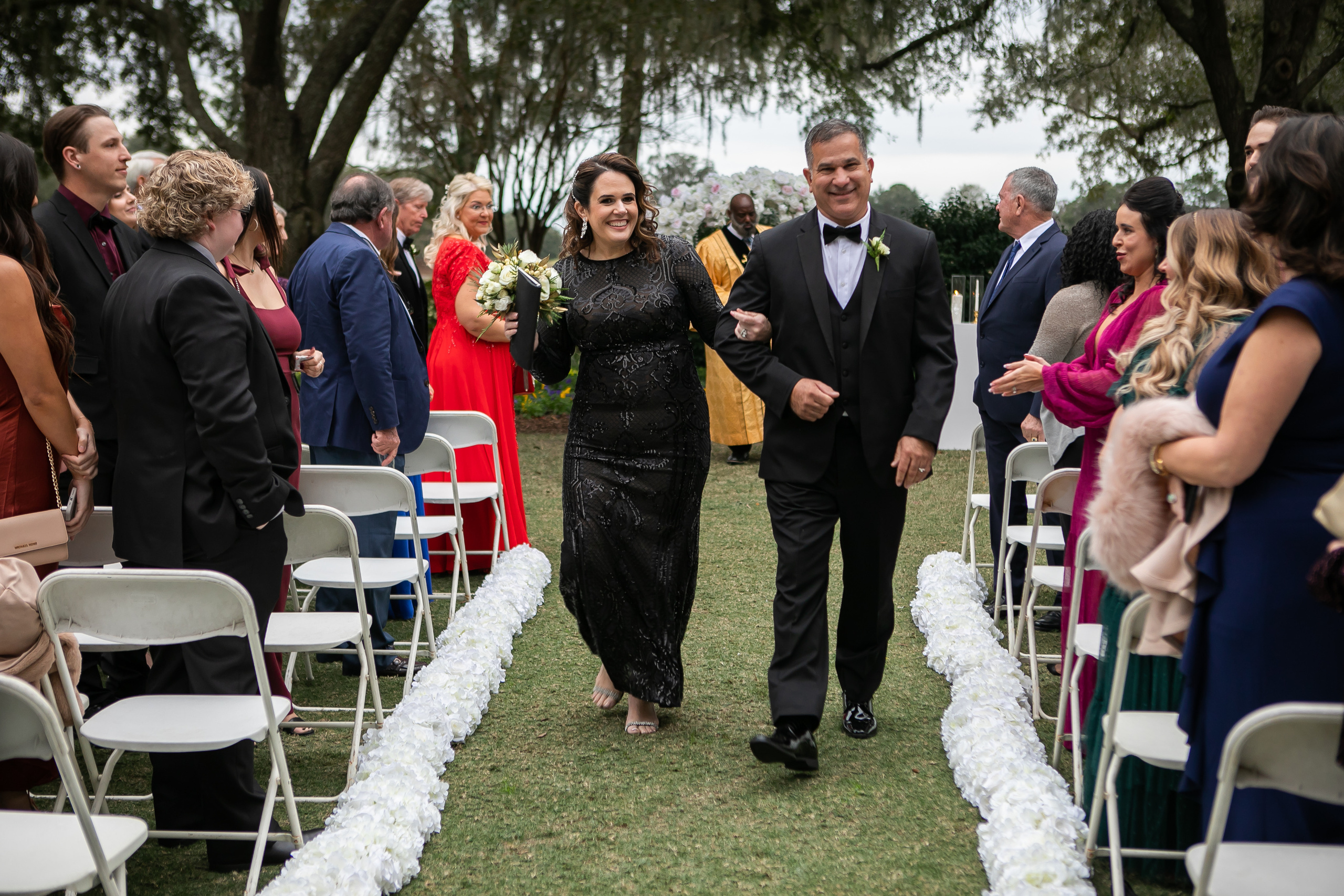 Elegant wedding in Golden Ocala, creating candid photography. Lana Photography — Wedding & Family Photographer in Florida & Beyond