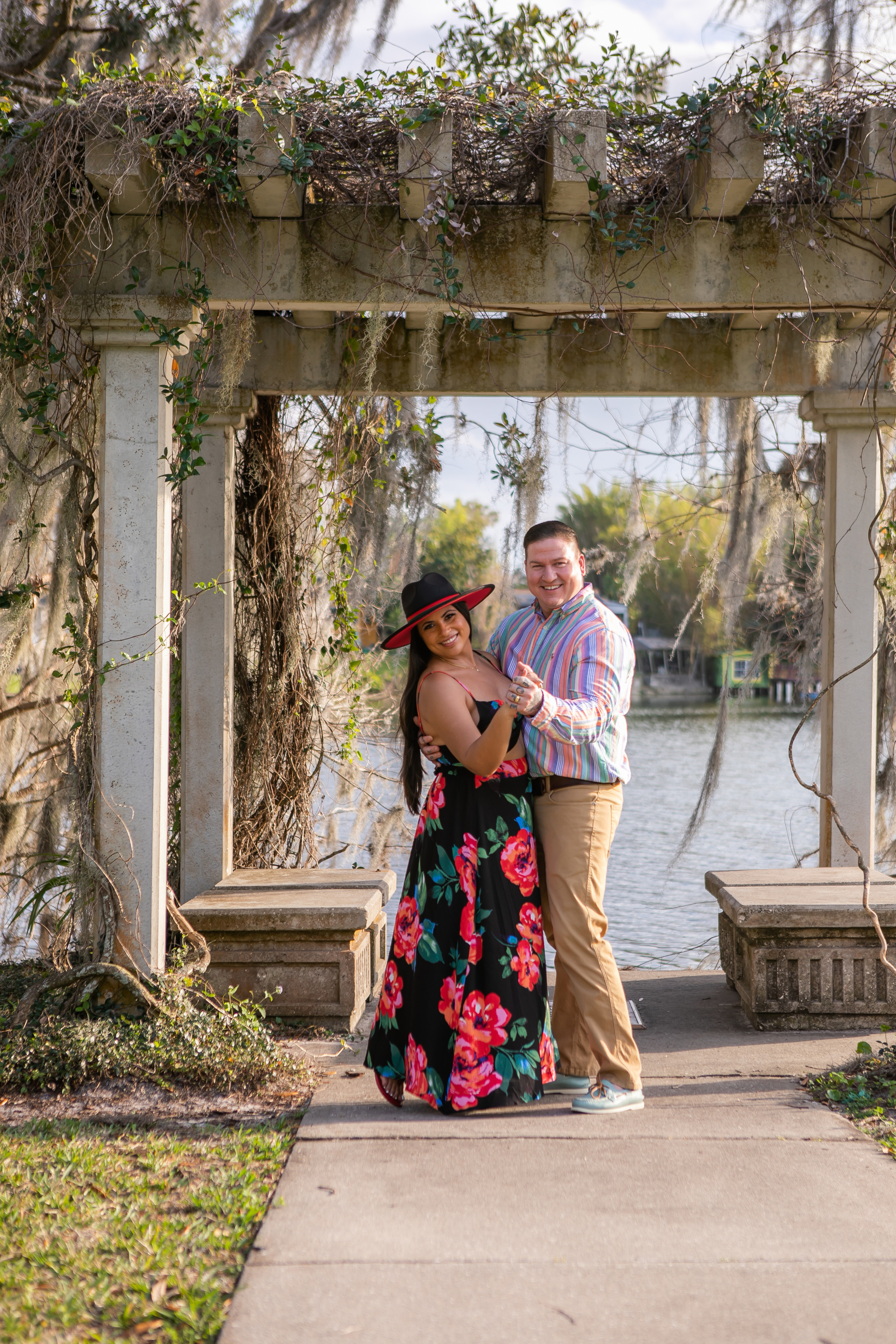 Engagement photography. Lana Photography — Wedding & Family Photographer in Florida & Beyond