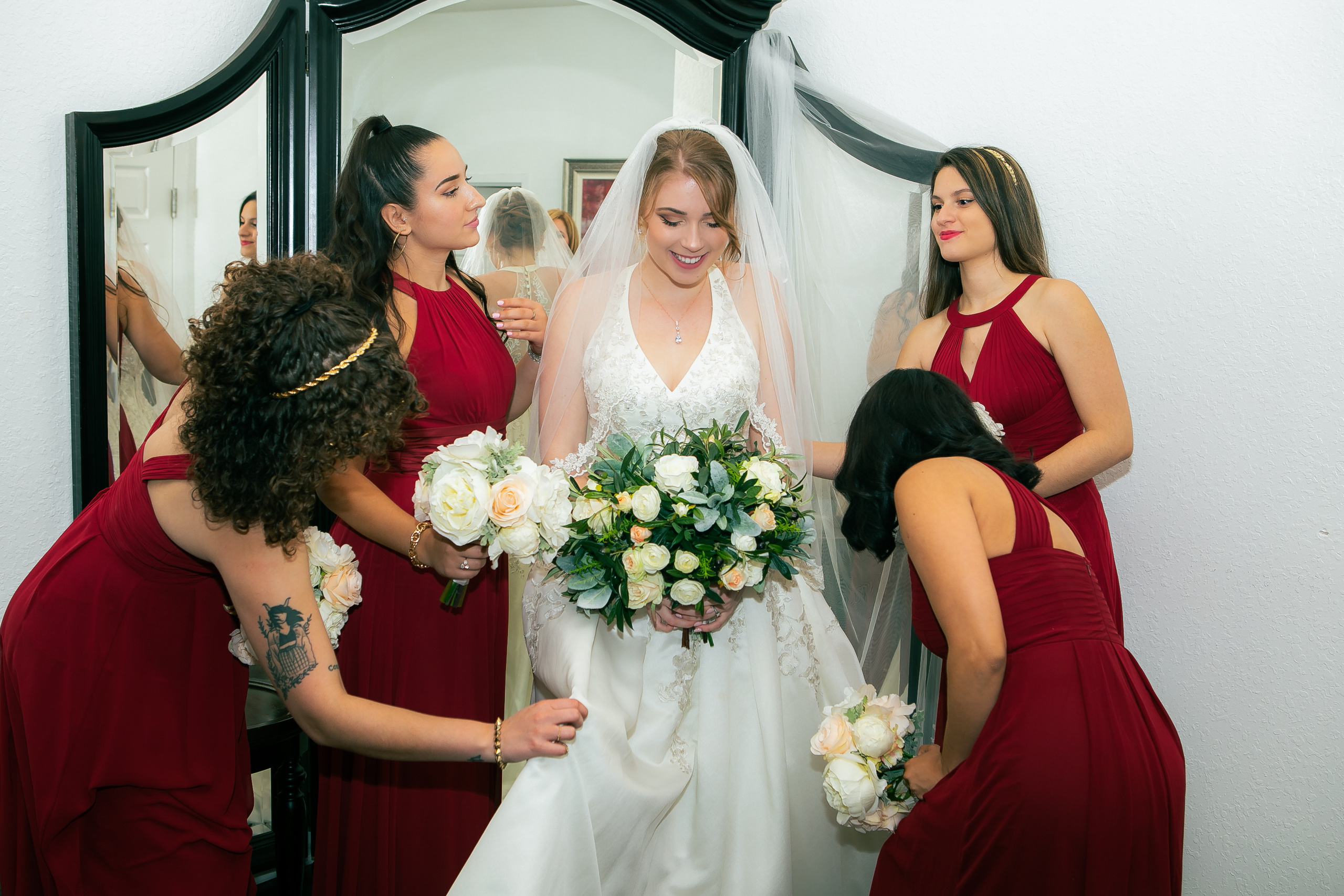 Wedding in the Royal St. Cloud Golf Links genuine moments. Lana Photography — Wedding & Family Photographer in Florida & Beyond