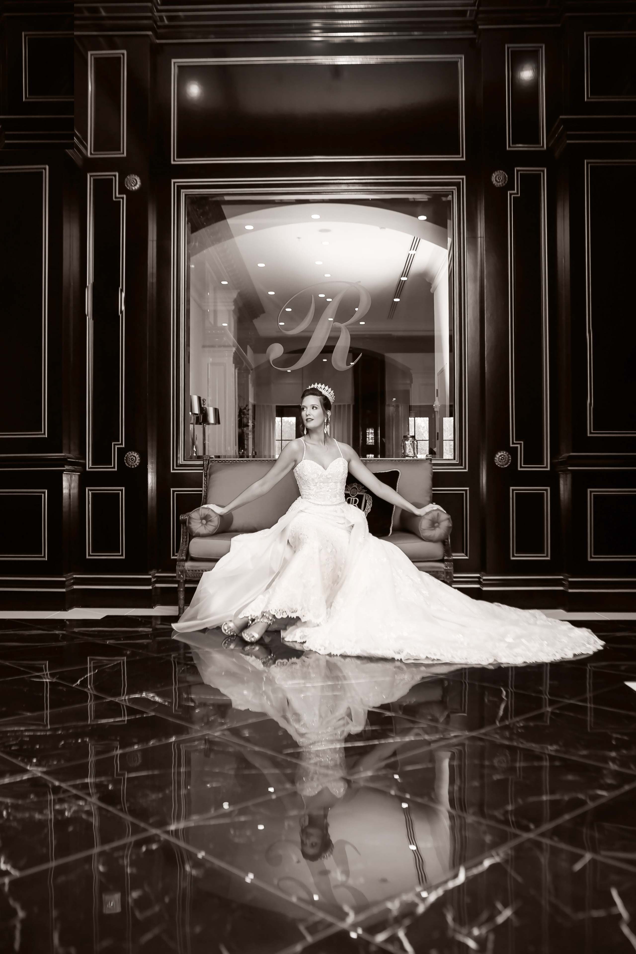 Elegant wedding in Golden Ocala, creating candid photography. Lana Photography — Wedding & Family Photographer in Florida & Beyond