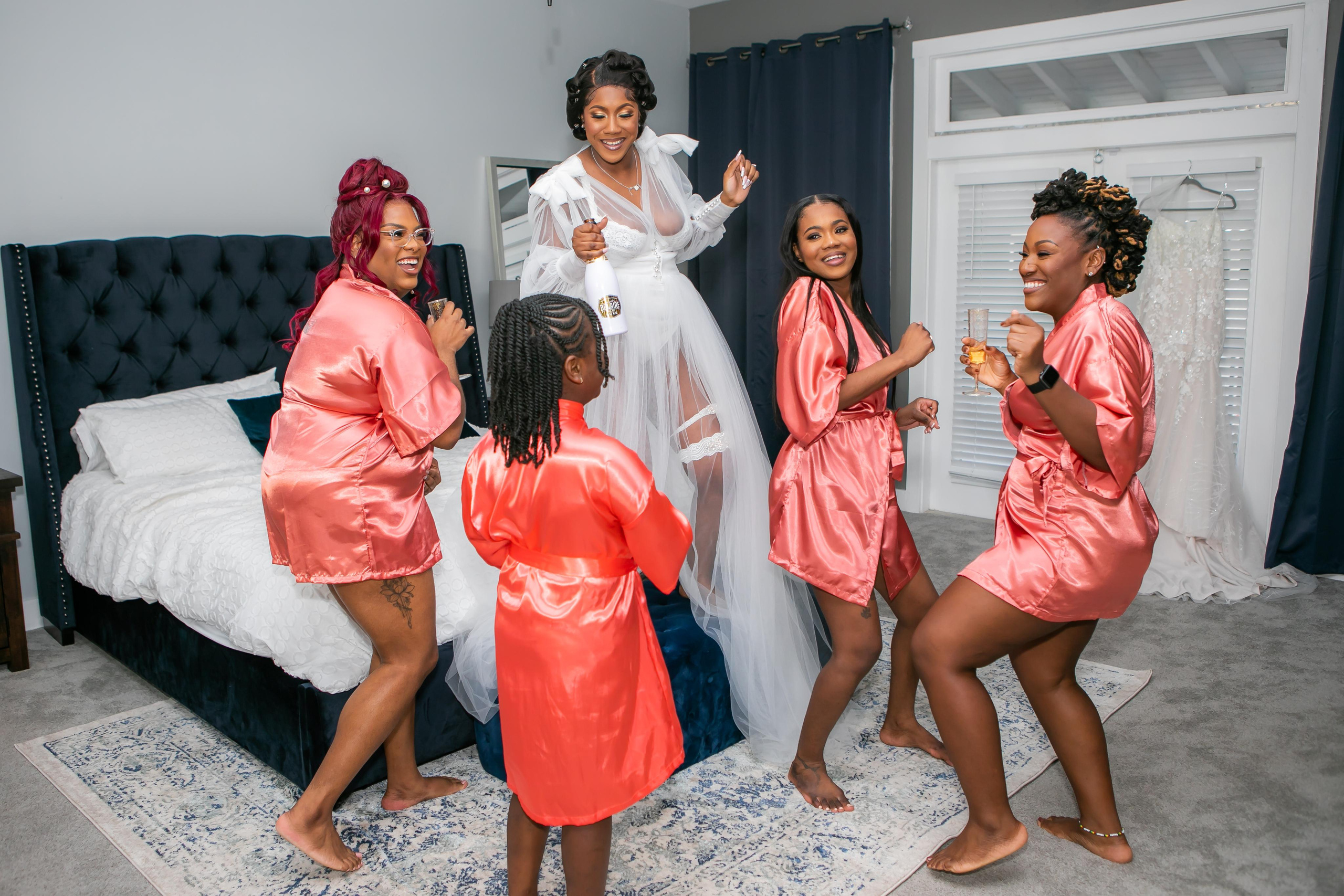 Bride’s Morning Photography | Elegant Start to Your Day. Lana Photography — Wedding & Family Photographer in Florida & Beyond