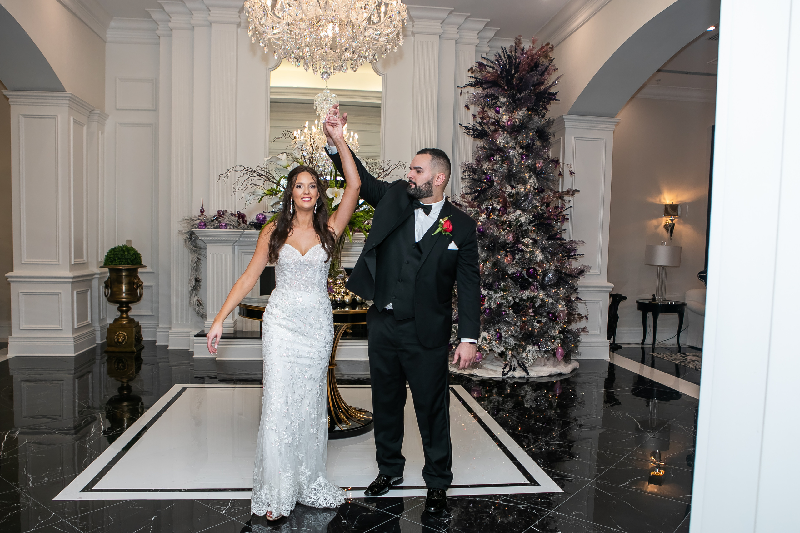 Elegant wedding in Golden Ocala, creating candid photography. Lana Photography — Wedding & Family Photographer in Florida & Beyond