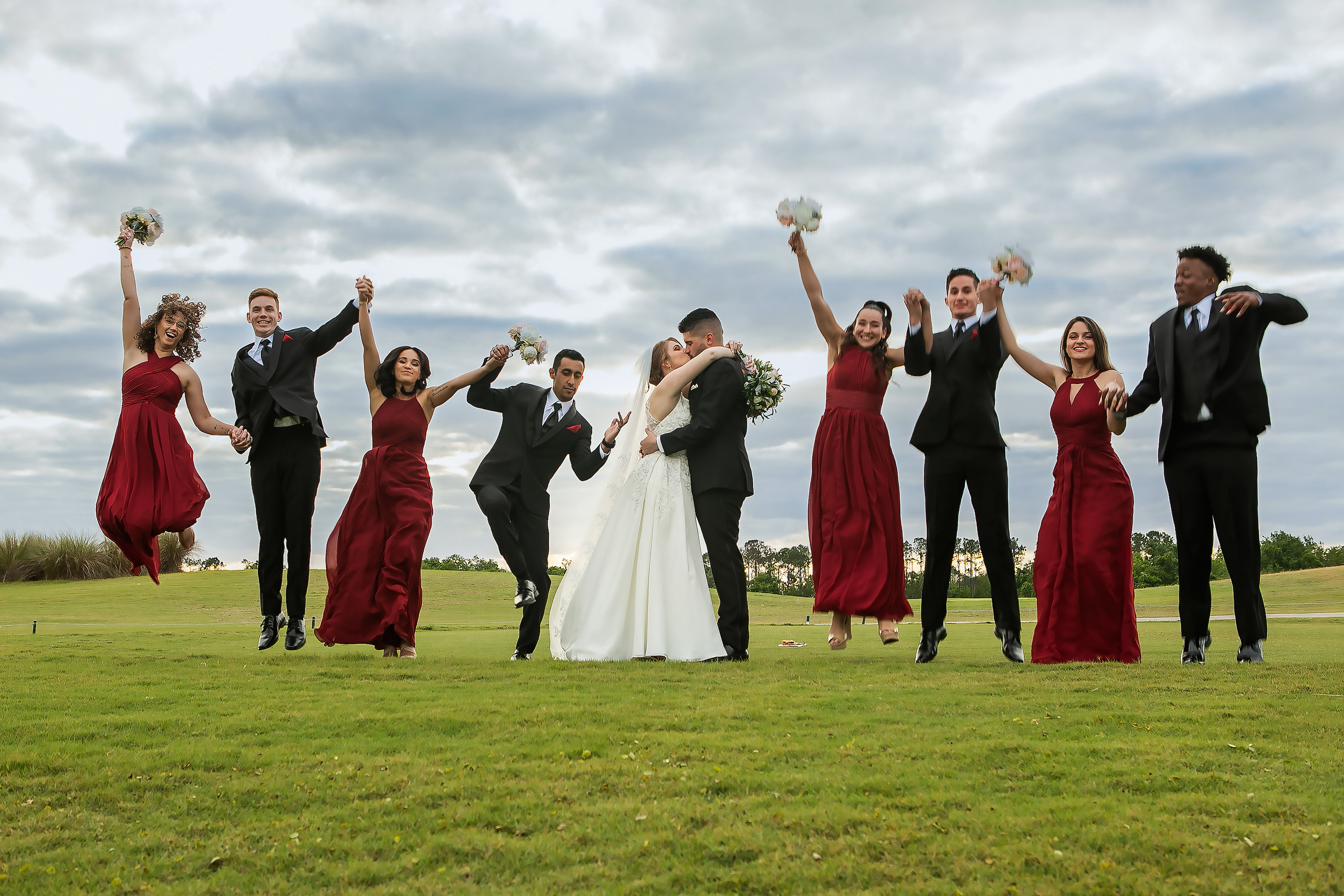 Wedding in the Royal St. Cloud Golf Links genuine moments. Lana Photography — Wedding & Family Photographer in Florida & Beyond