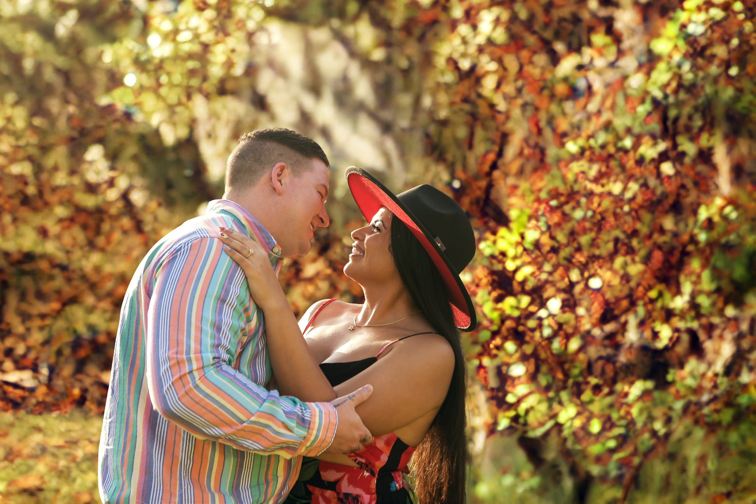 Engagement session in Loch Haven Park , Orlando Fl