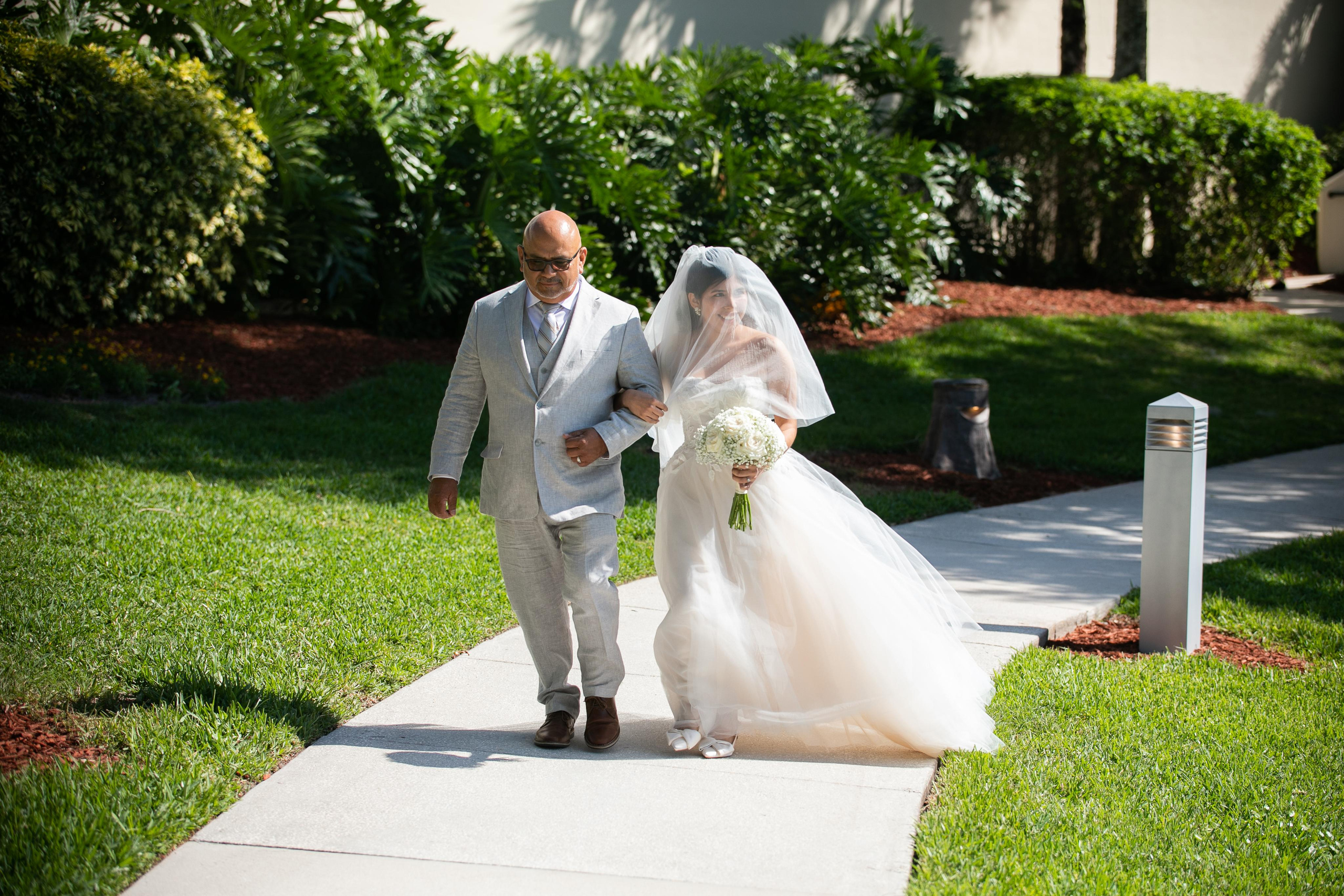 Beautiful Wedding of Lorenzo & Melissa. Lana Photography — Wedding & Family Photographer in Florida & Beyond
