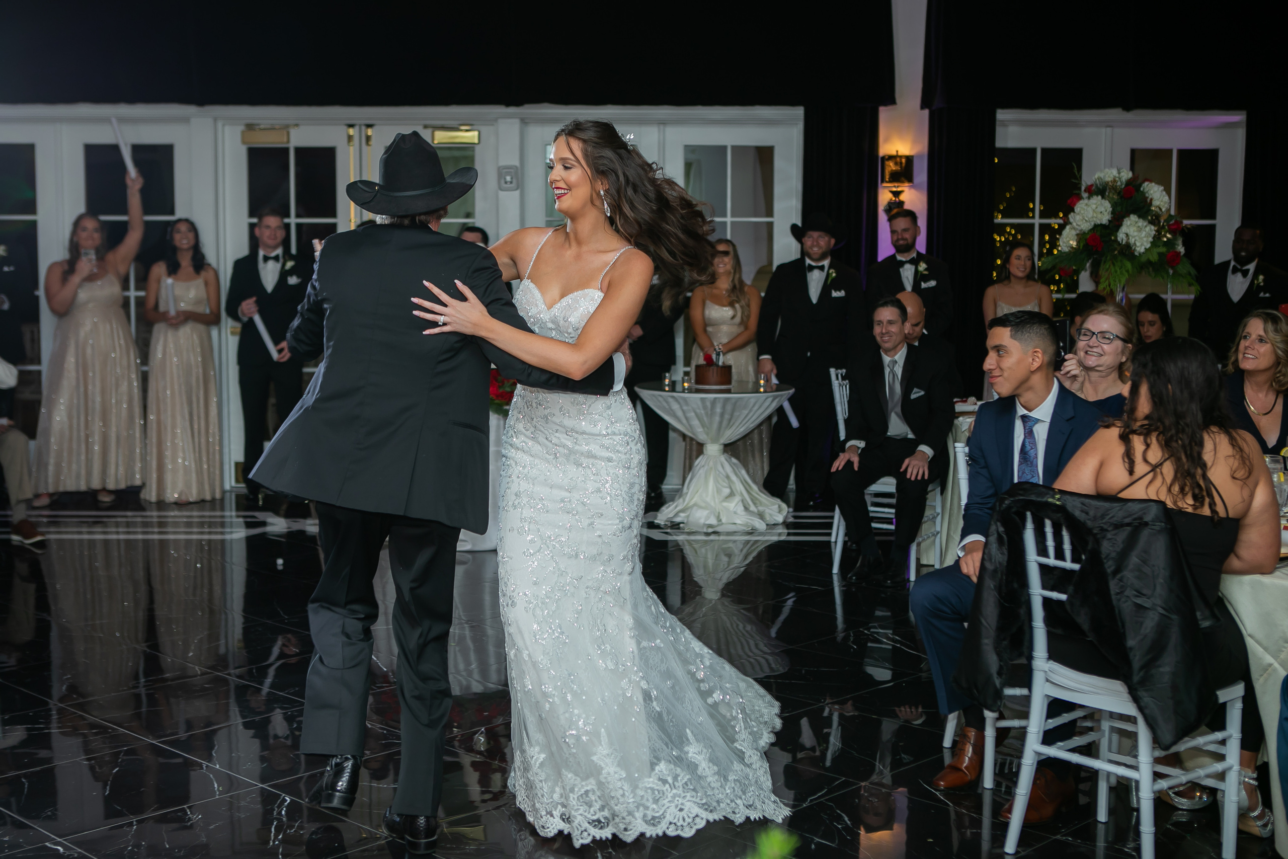 Elegant wedding in Golden Ocala, creating candid photography. Lana Photography — Wedding & Family Photographer in Florida & Beyond