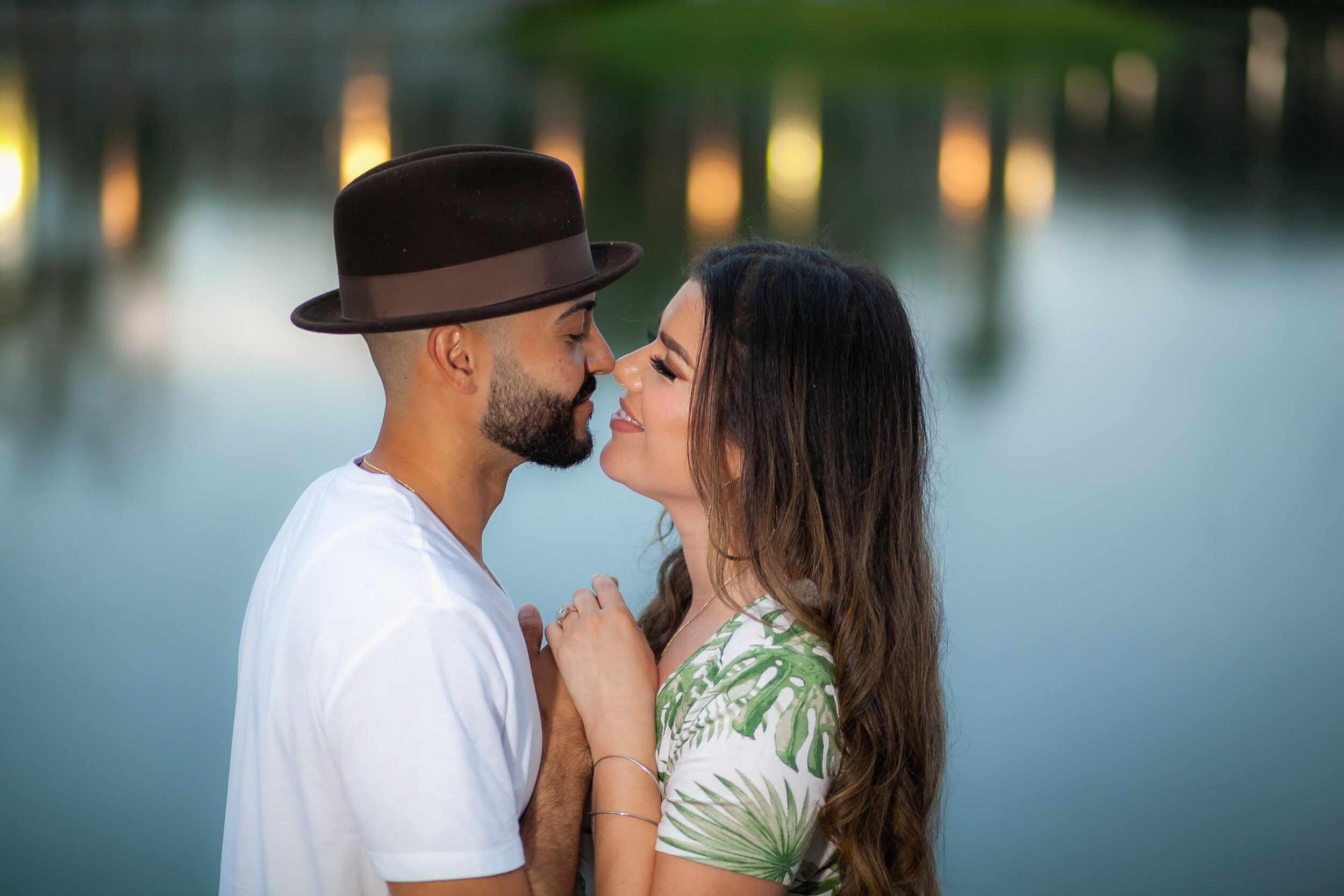 Engagement photography. Lana Photography — Wedding & Family Photographer in Florida & Beyond