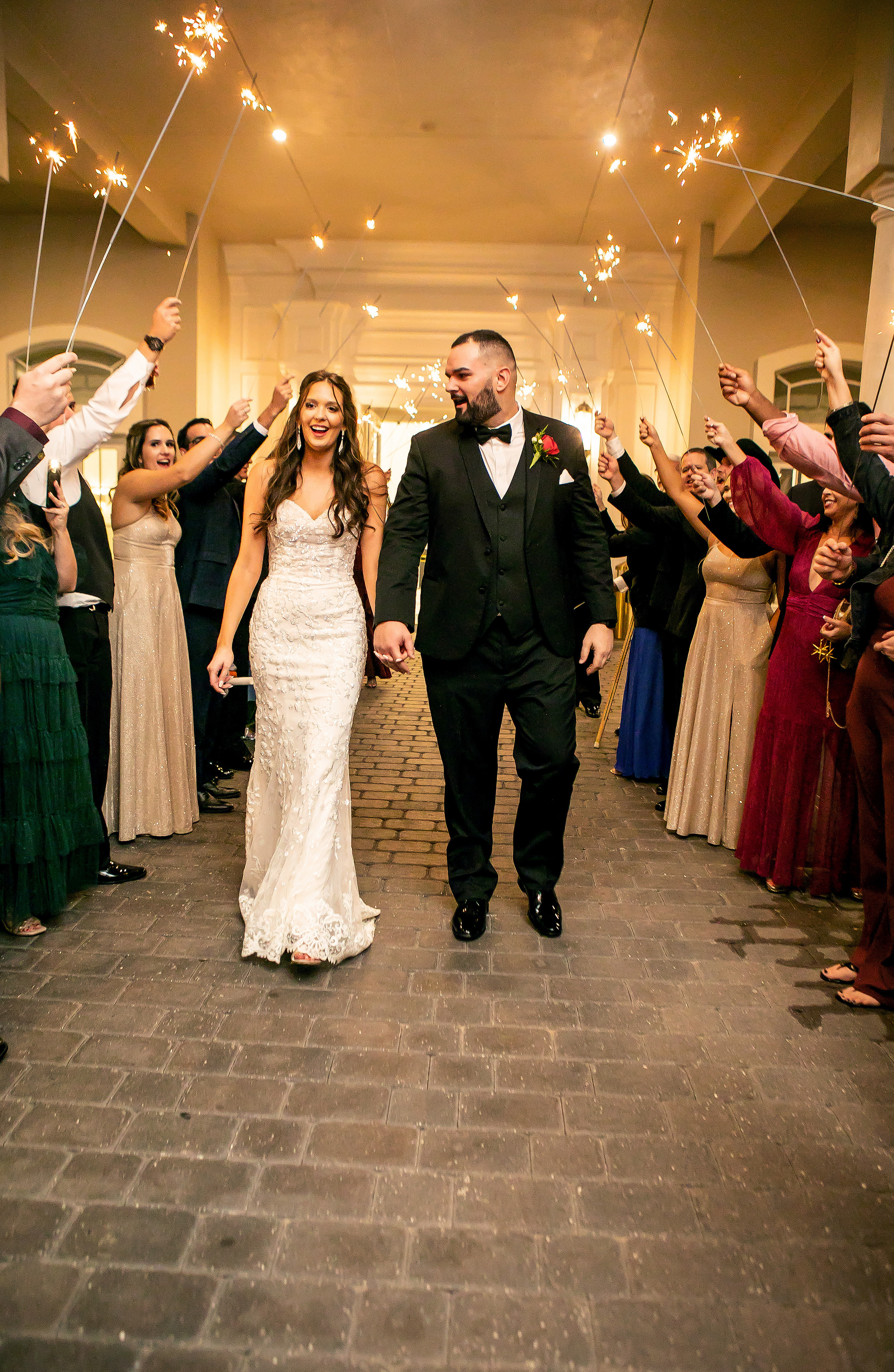 Elegant wedding in Golden Ocala, creating candid photography. Lana Photography — Wedding & Family Photographer in Florida & Beyond