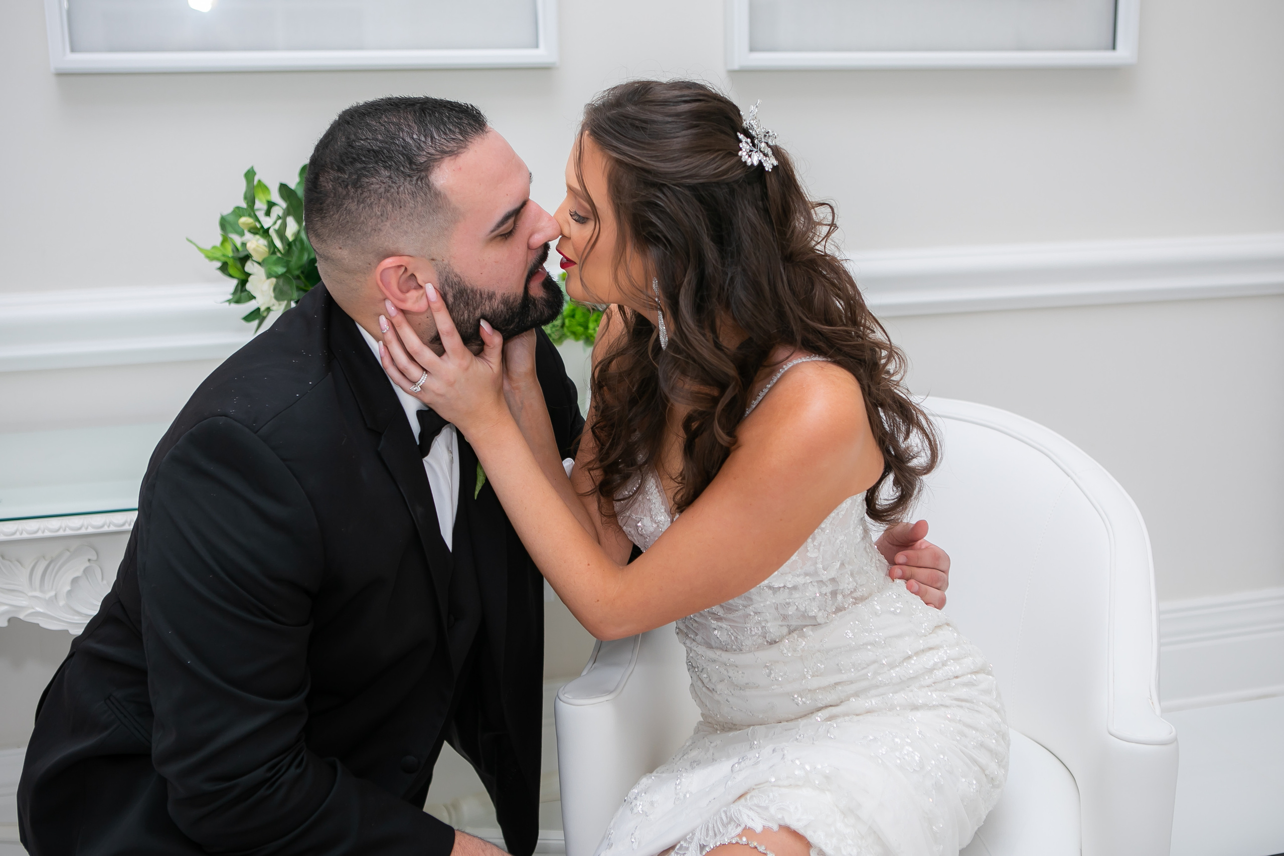 Elegant wedding in Golden Ocala, creating candid photography. Lana Photography — Wedding & Family Photographer in Florida & Beyond