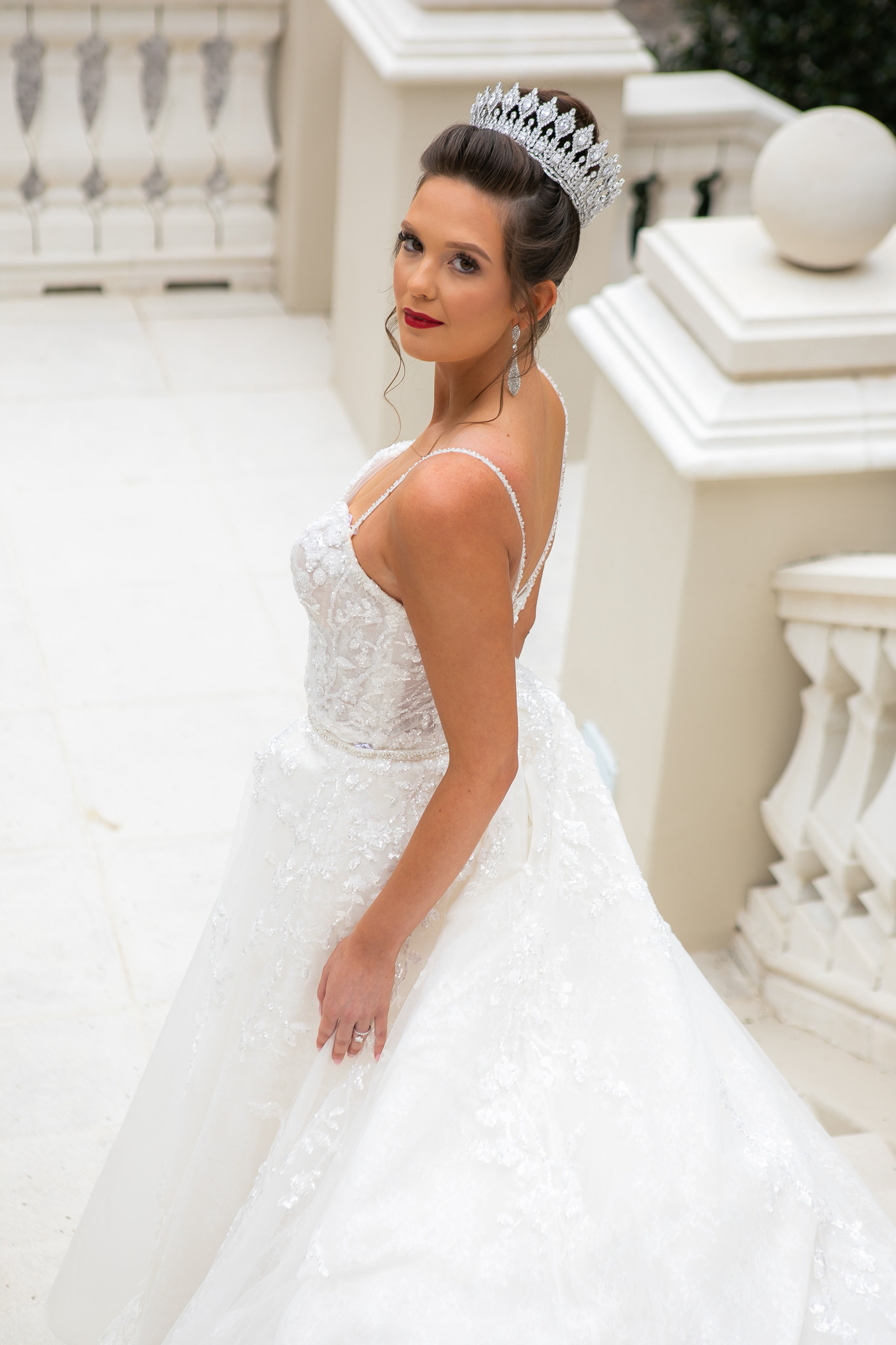 Elegant wedding in Golden Ocala, creating candid photography. Lana Photography — Wedding & Family Photographer in Florida & Beyond