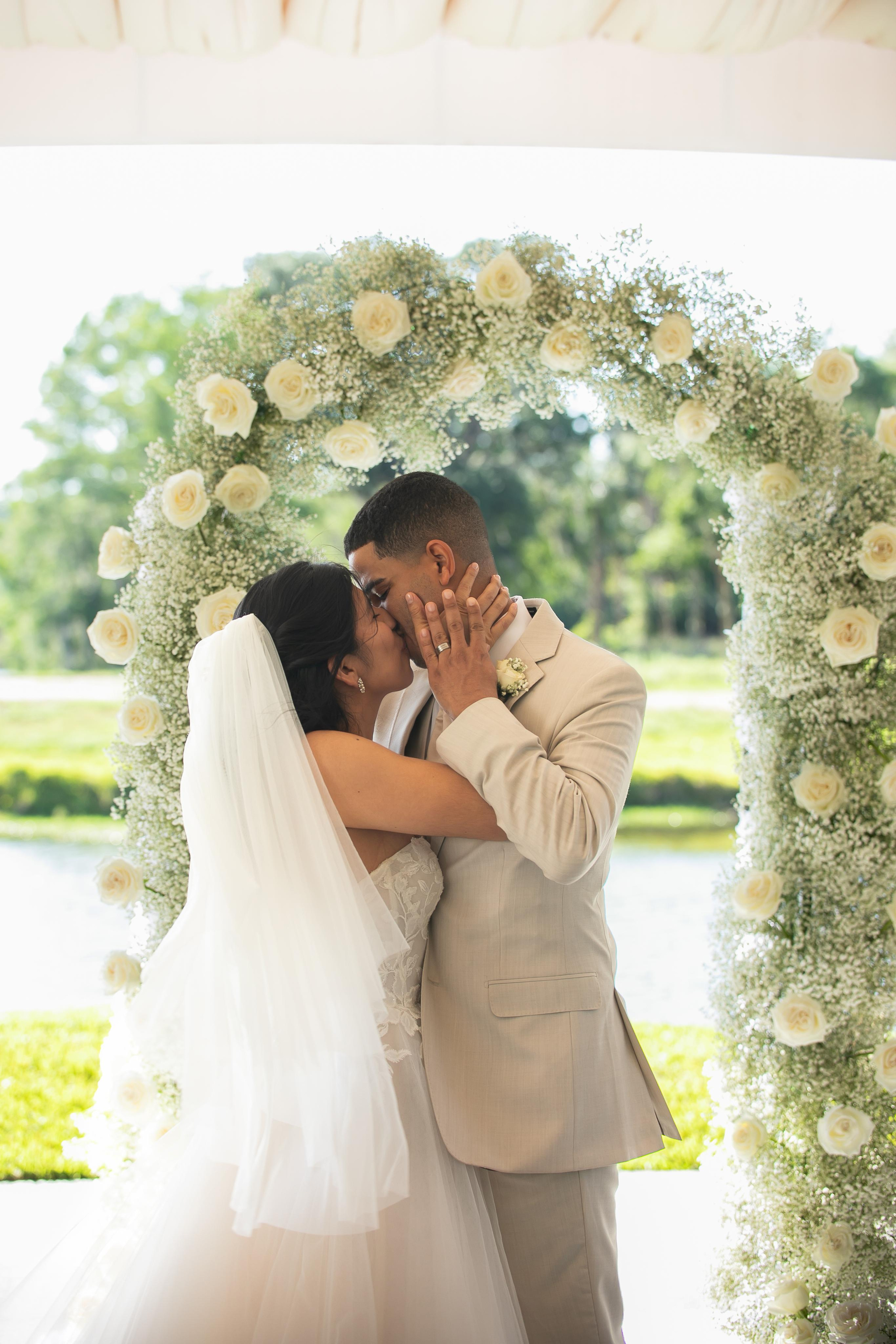 Beautiful Wedding of Lorenzo & Melissa. Lana Photography — Wedding & Family Photographer in Florida & Beyond