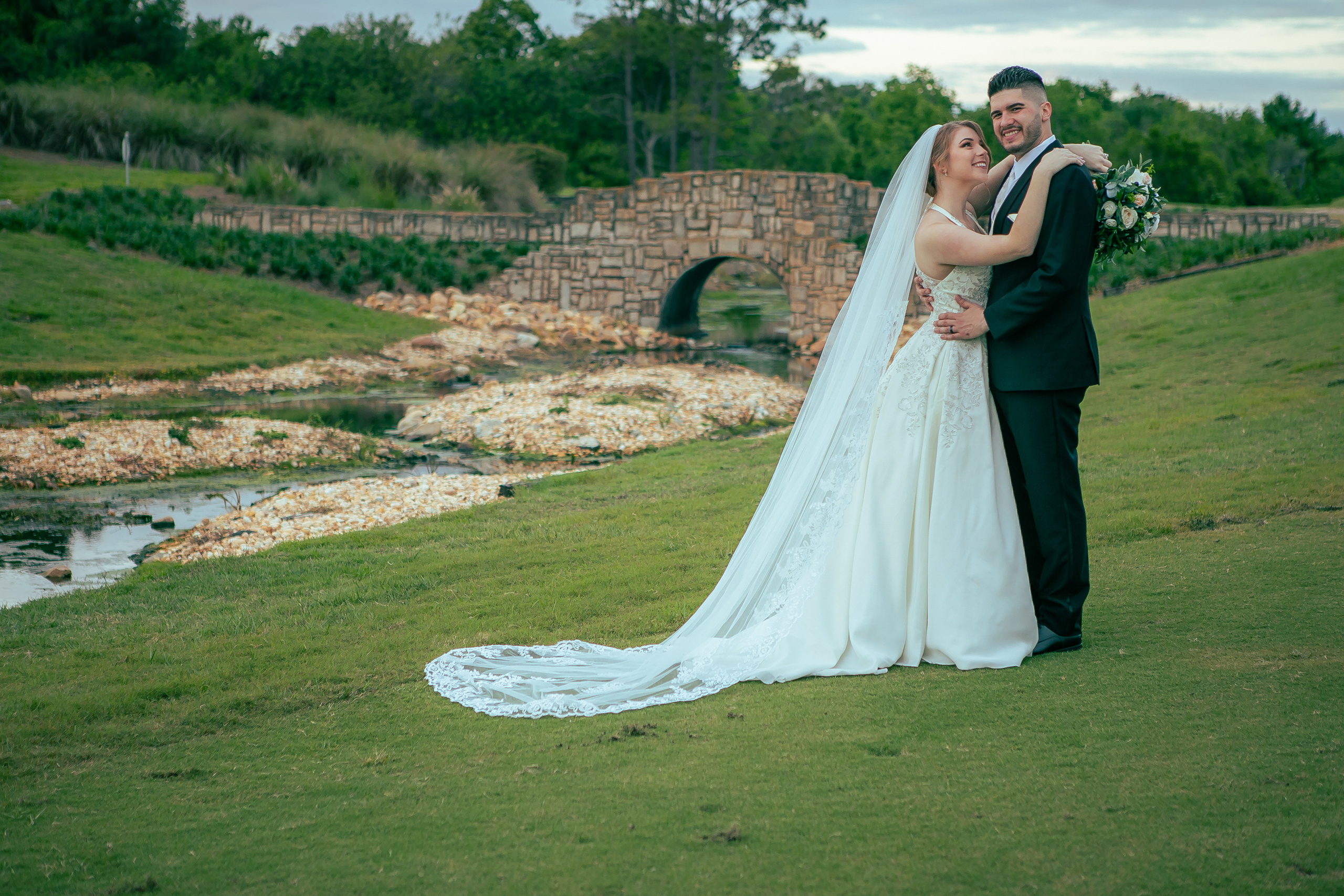 Wedding in the Royal St. Cloud Golf Links genuine moments. Lana Photography — Wedding & Family Photographer in Florida & Beyond