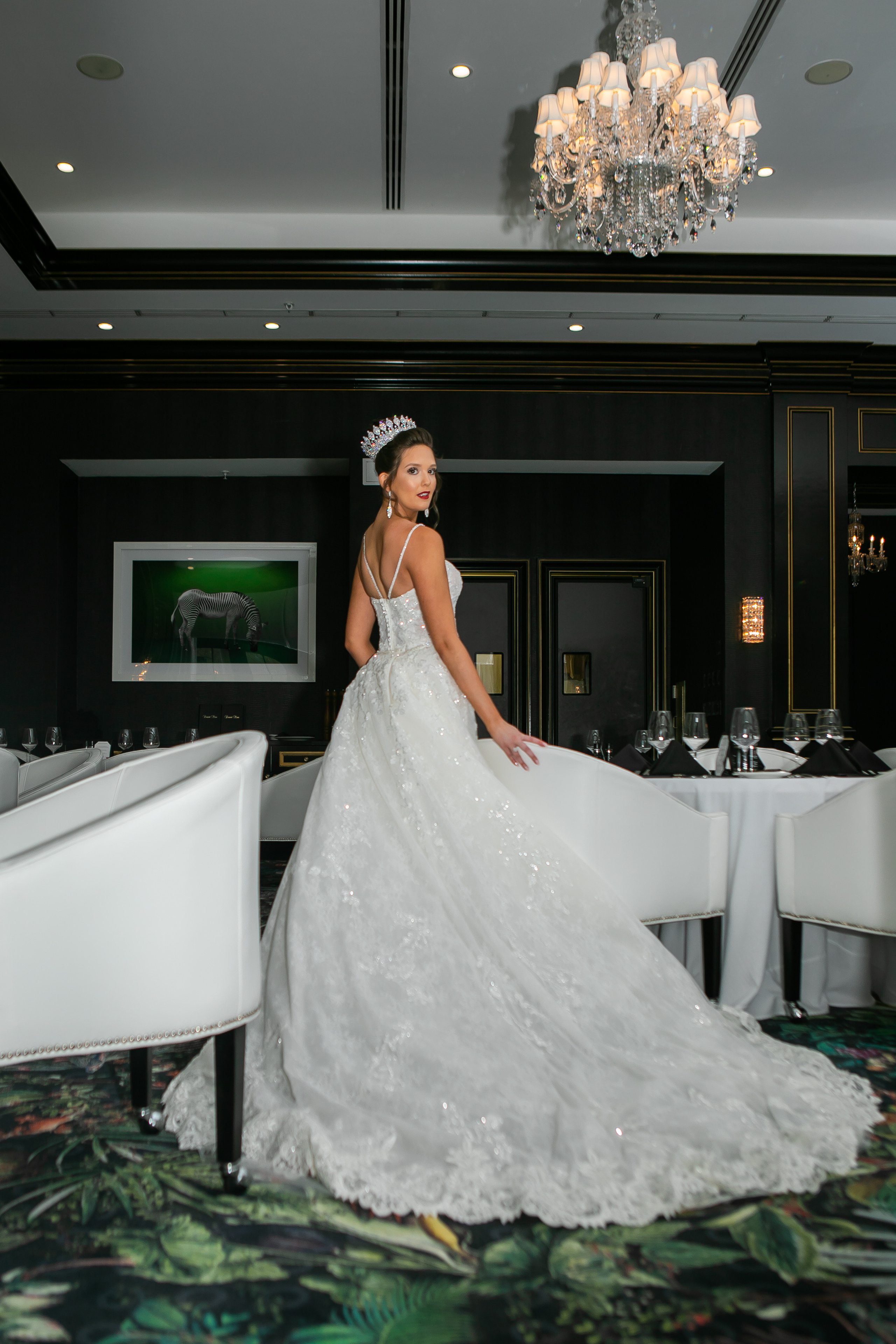 Elegant wedding in Golden Ocala, creating candid photography. Lana Photography — Wedding & Family Photographer in Florida & Beyond