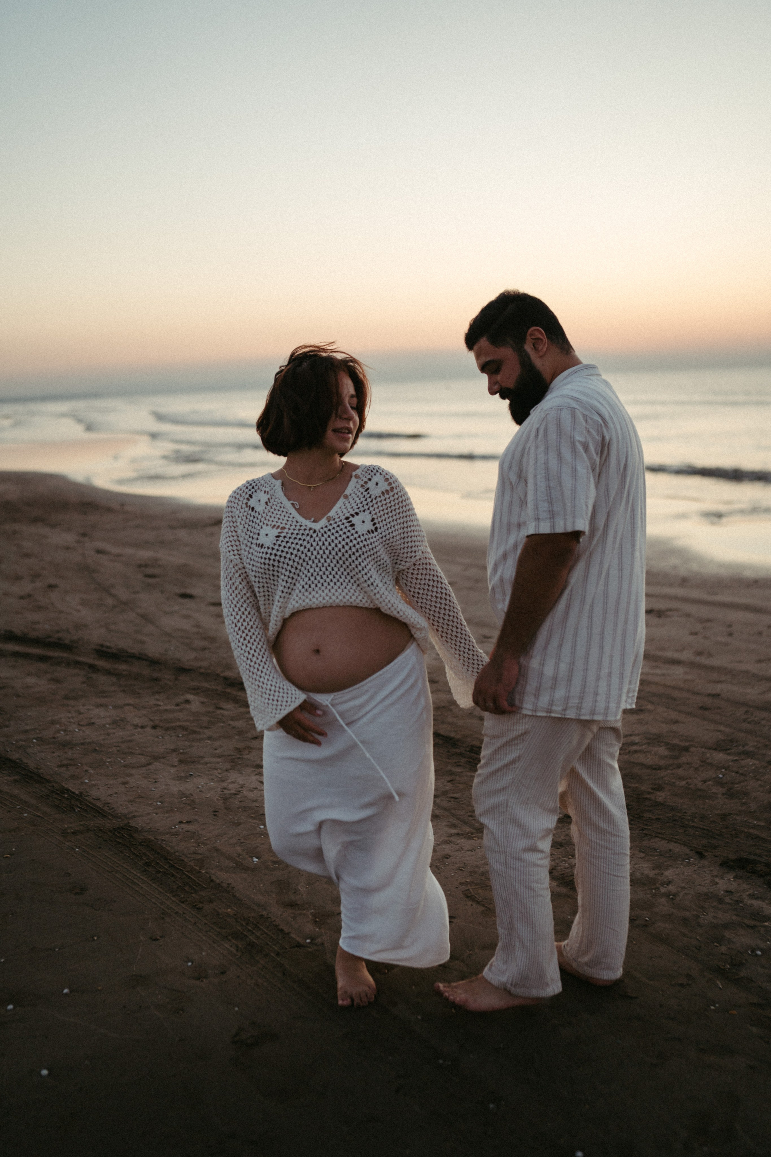 Expecting Javad. Family photographer in Saudi Arabia