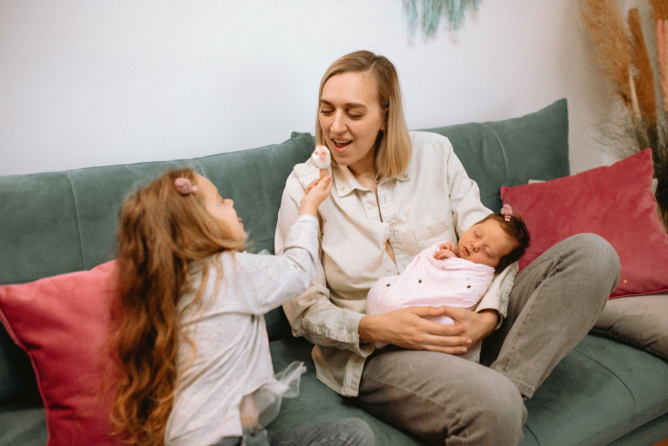 HOME PHOTOSESSION NEWBORN. Https://shi-photo.com/