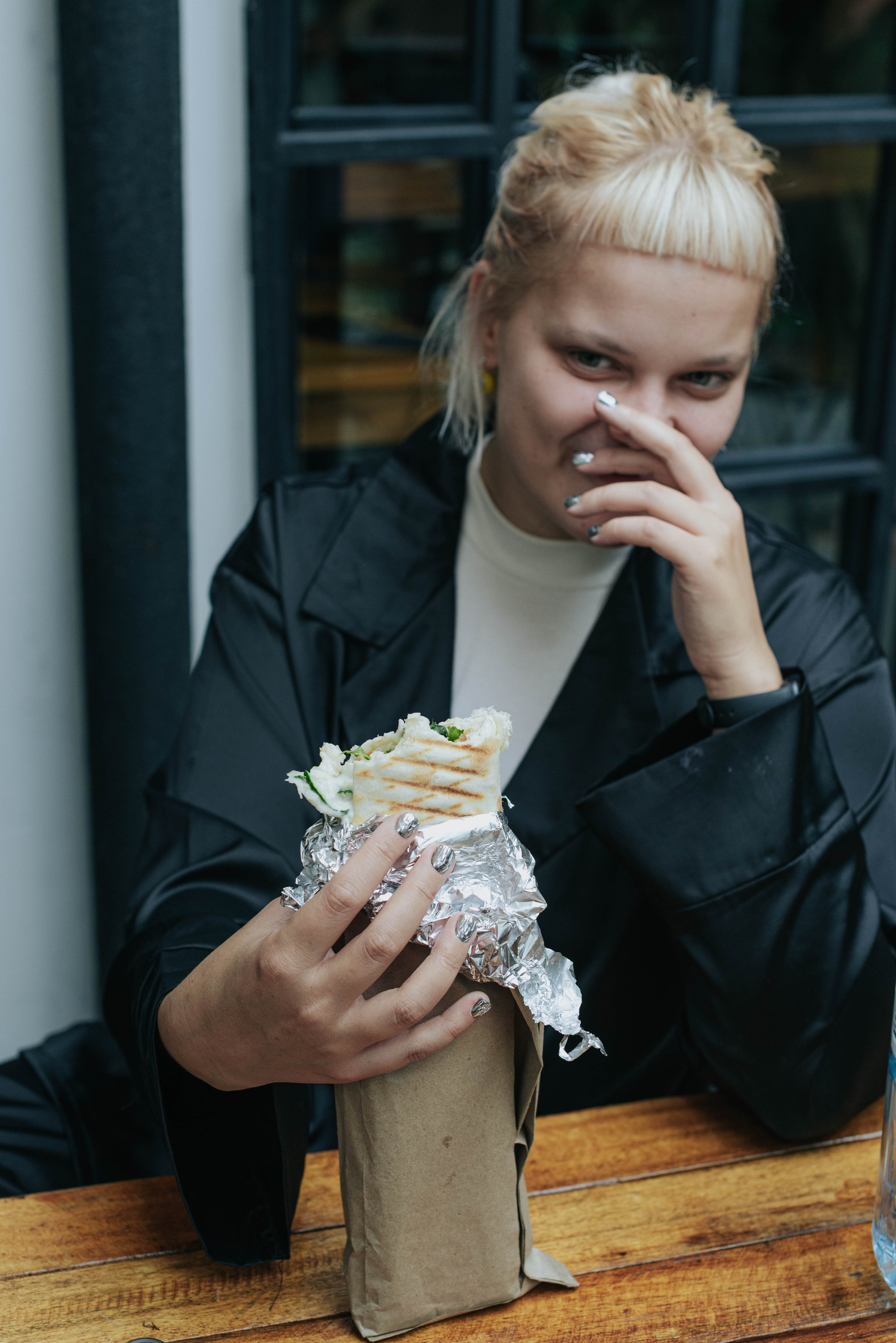 Анонс. Полковник и птицы. Фотограф @elmirkami в городе Буэнос-Айрес