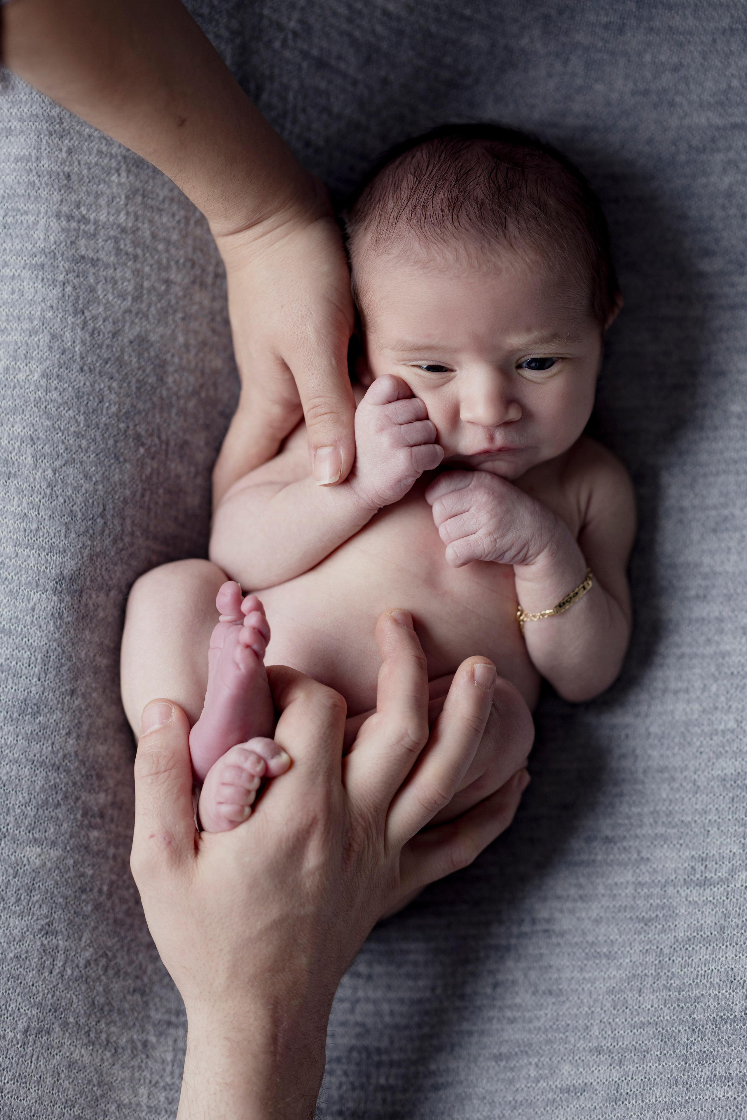 Sesión Newborn Sweet Moments: Guía Completa para Padres | Rainbox. Rainbox Estudio de Fotografía