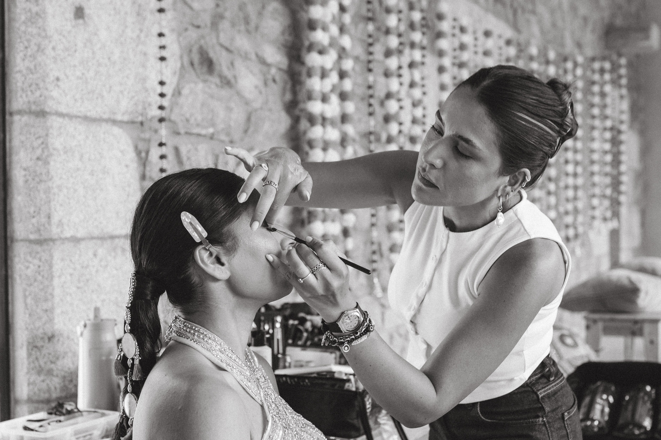 Patrik & Naomi. Monestir Sant Salvi. Paola wedding photographer / videographer in Barcelona