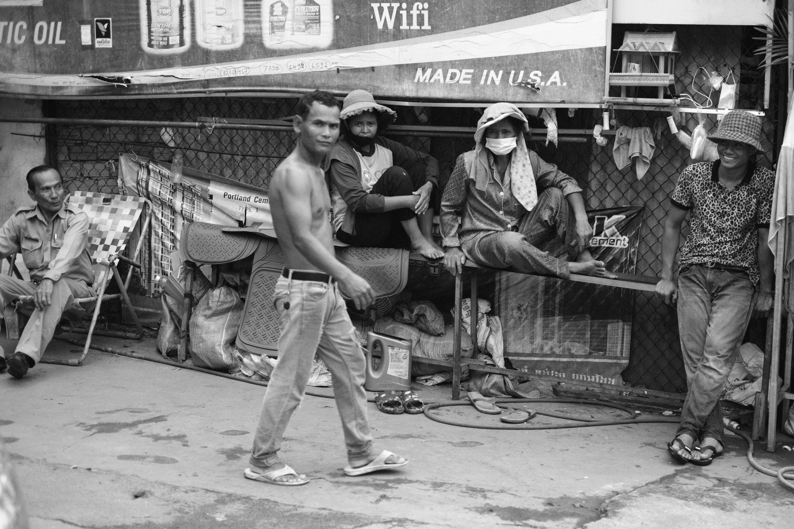 Street photo, Cambodia by Petr Nabutov