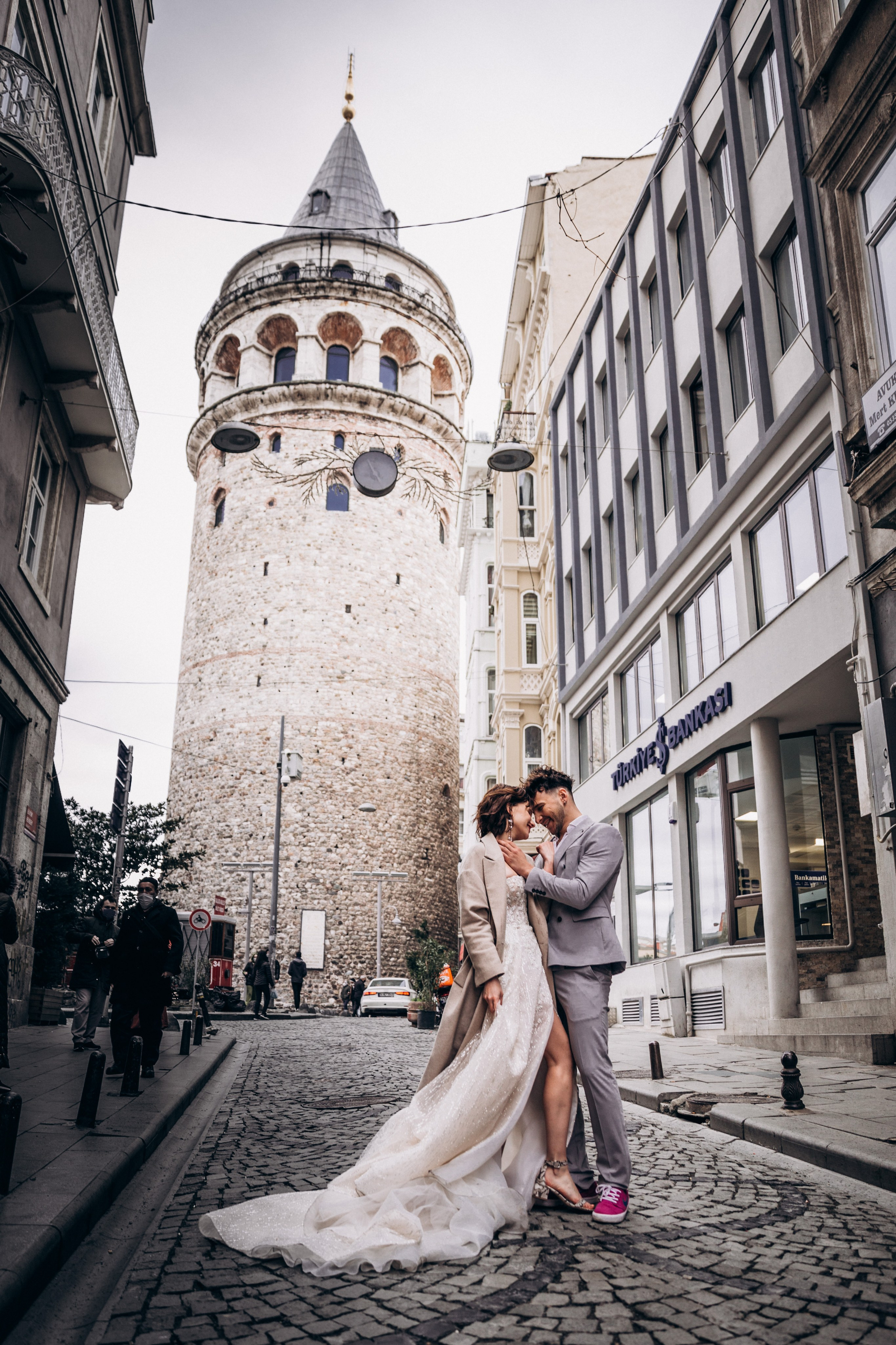 Romantic wedding photography in Austria – wedding photos full of emotions