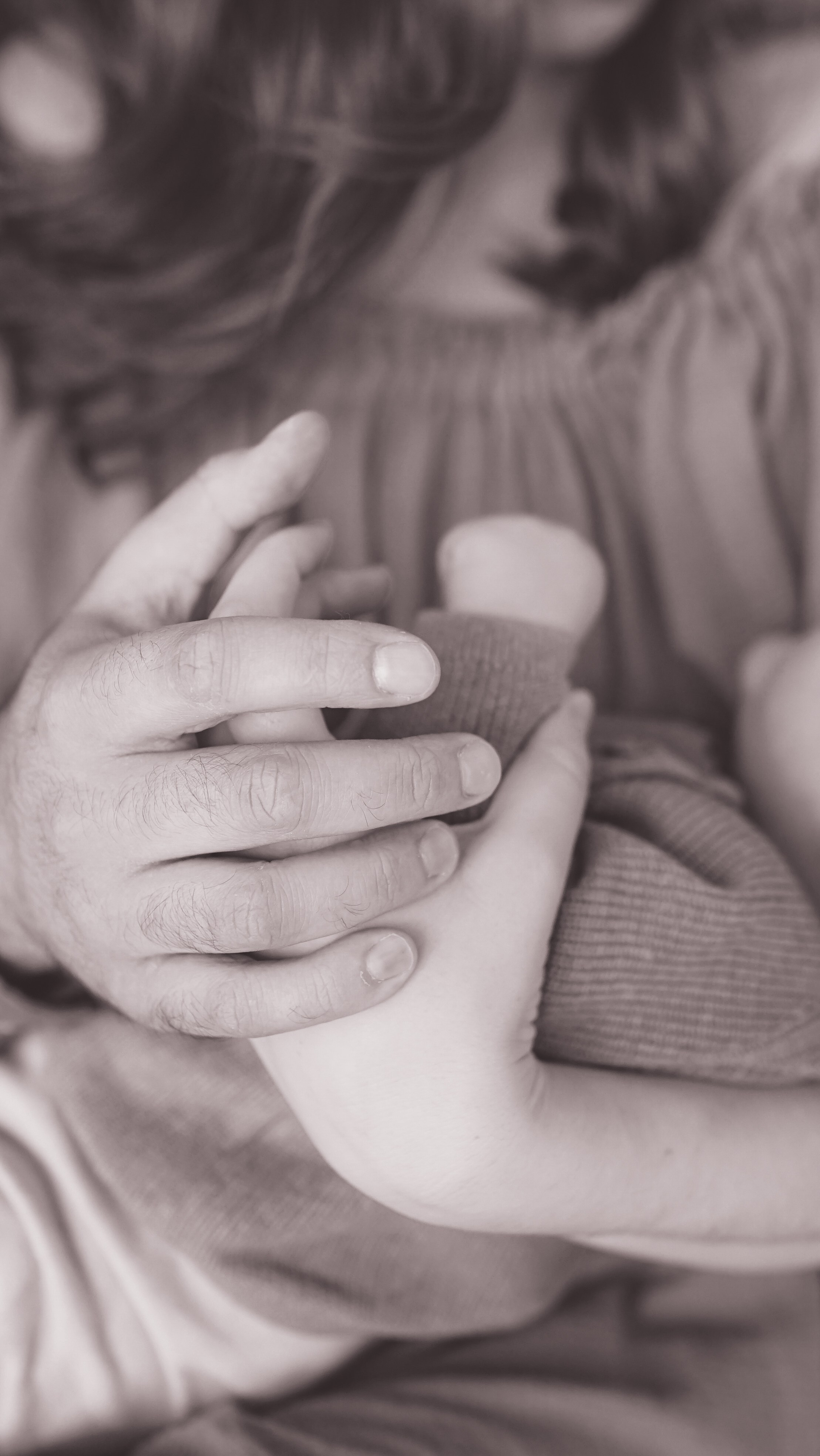 Mother Earth: Proiect de Fotografie Maternitate | Mădălina Beda. Madalina Beda- Artist vizual, fotograf, doula la nastere, consultant babywearing Brasov si in toata tara