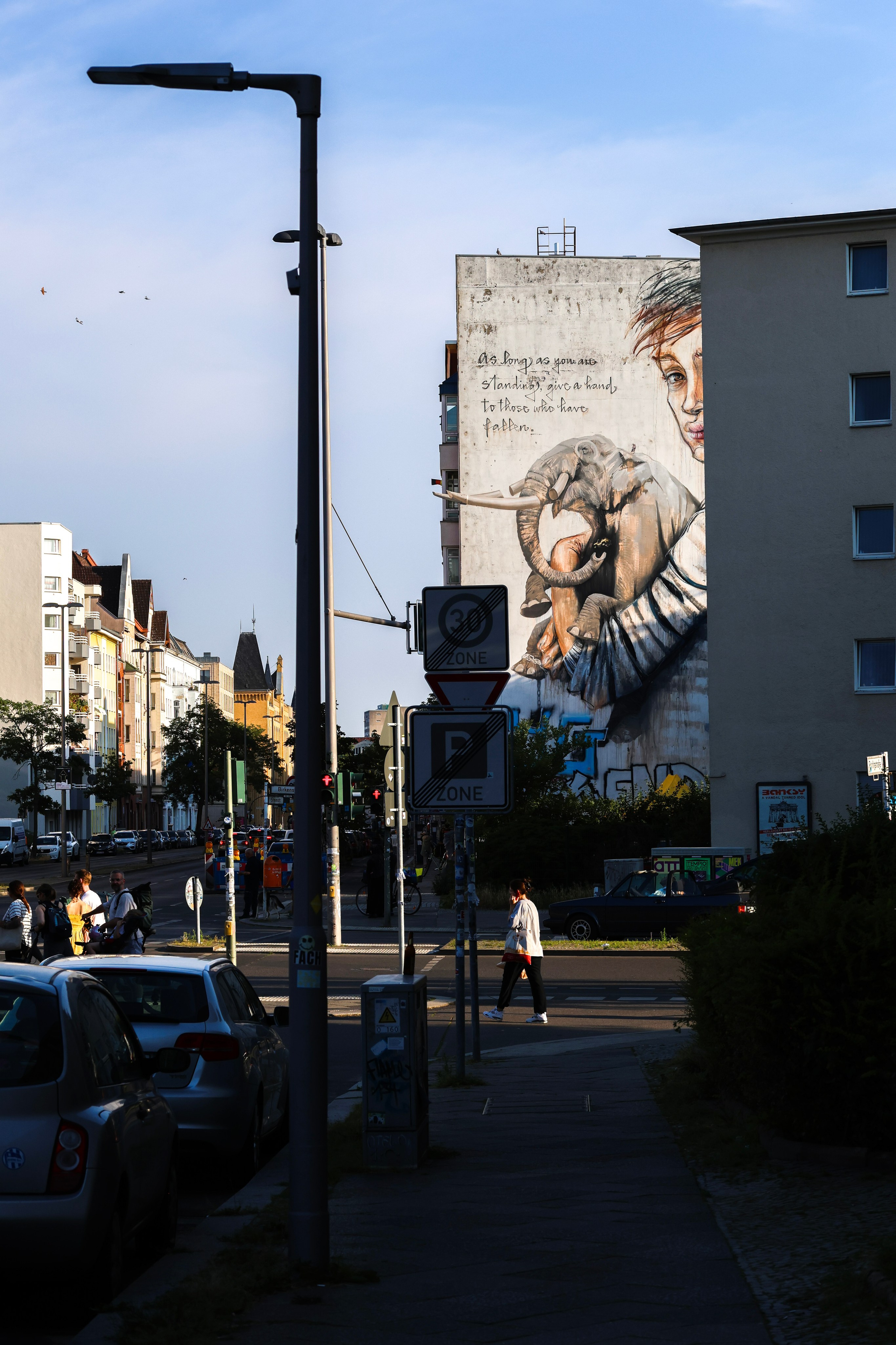 Berliner Mischung (in Farbe). BNW Around Photography