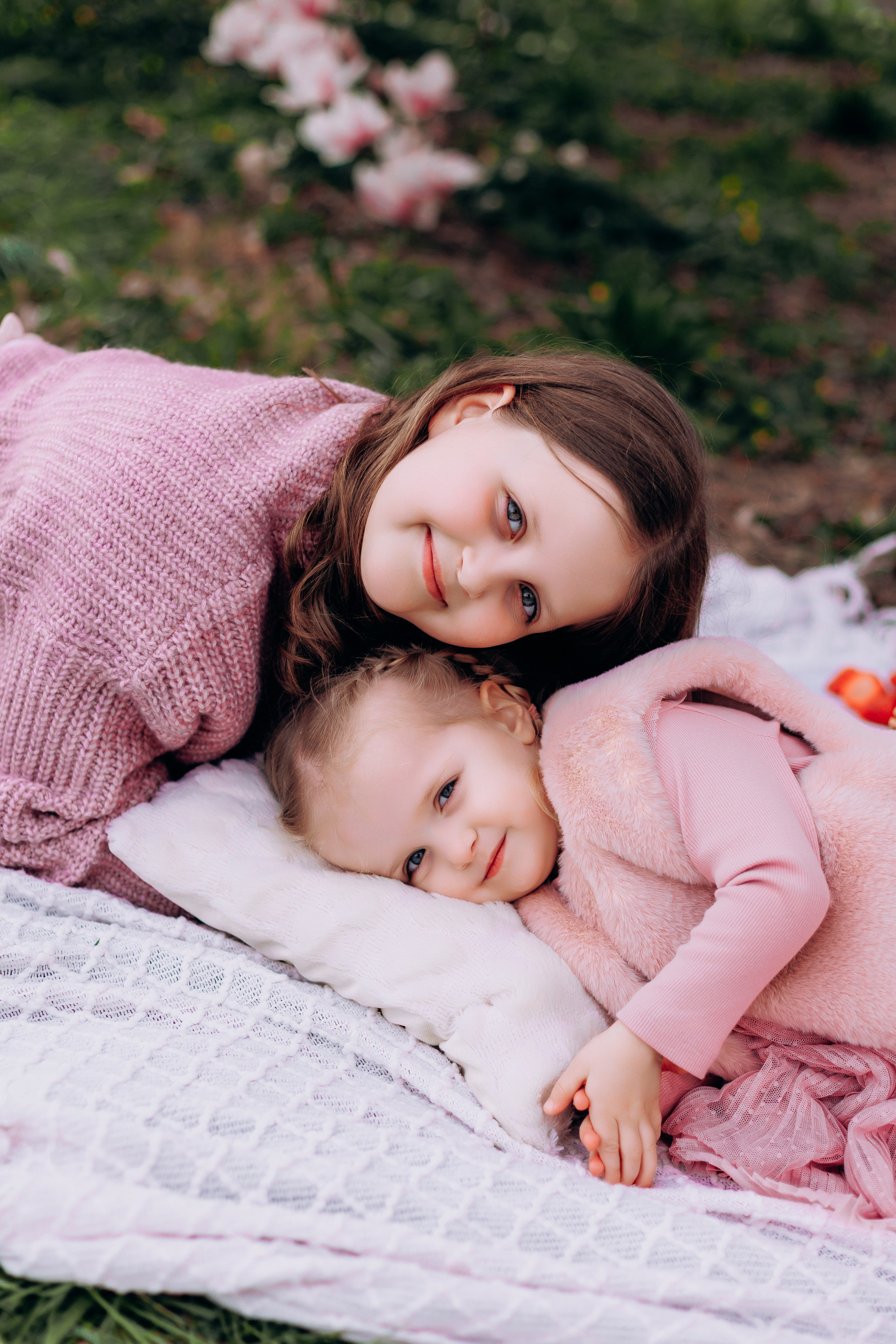 Tatiana, Alisa, Daria. Wedding and Family Photograph
