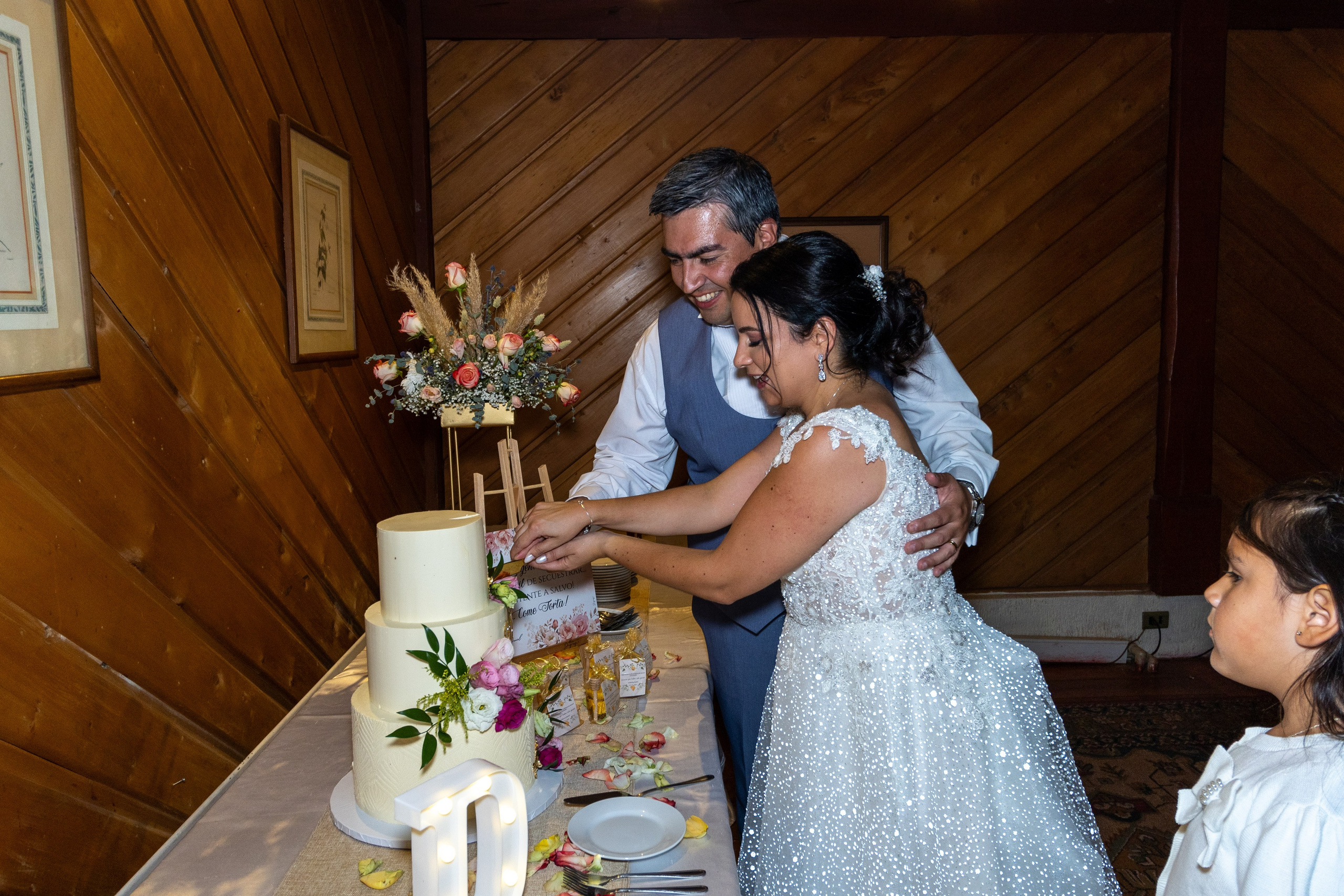 Katherin y Daniel. Dinka & Emilio - El arte de preservar lo que no se repite