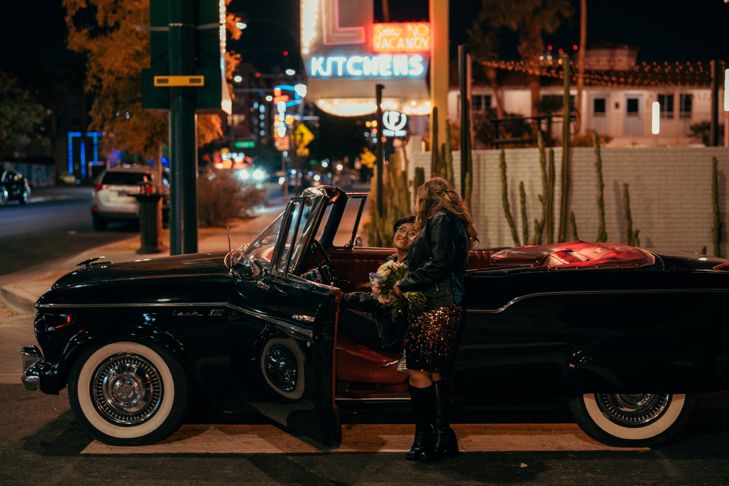 Eureka&Mary. Wedding & elopement photographer Viktoriya Kravtsov. Las Vegas