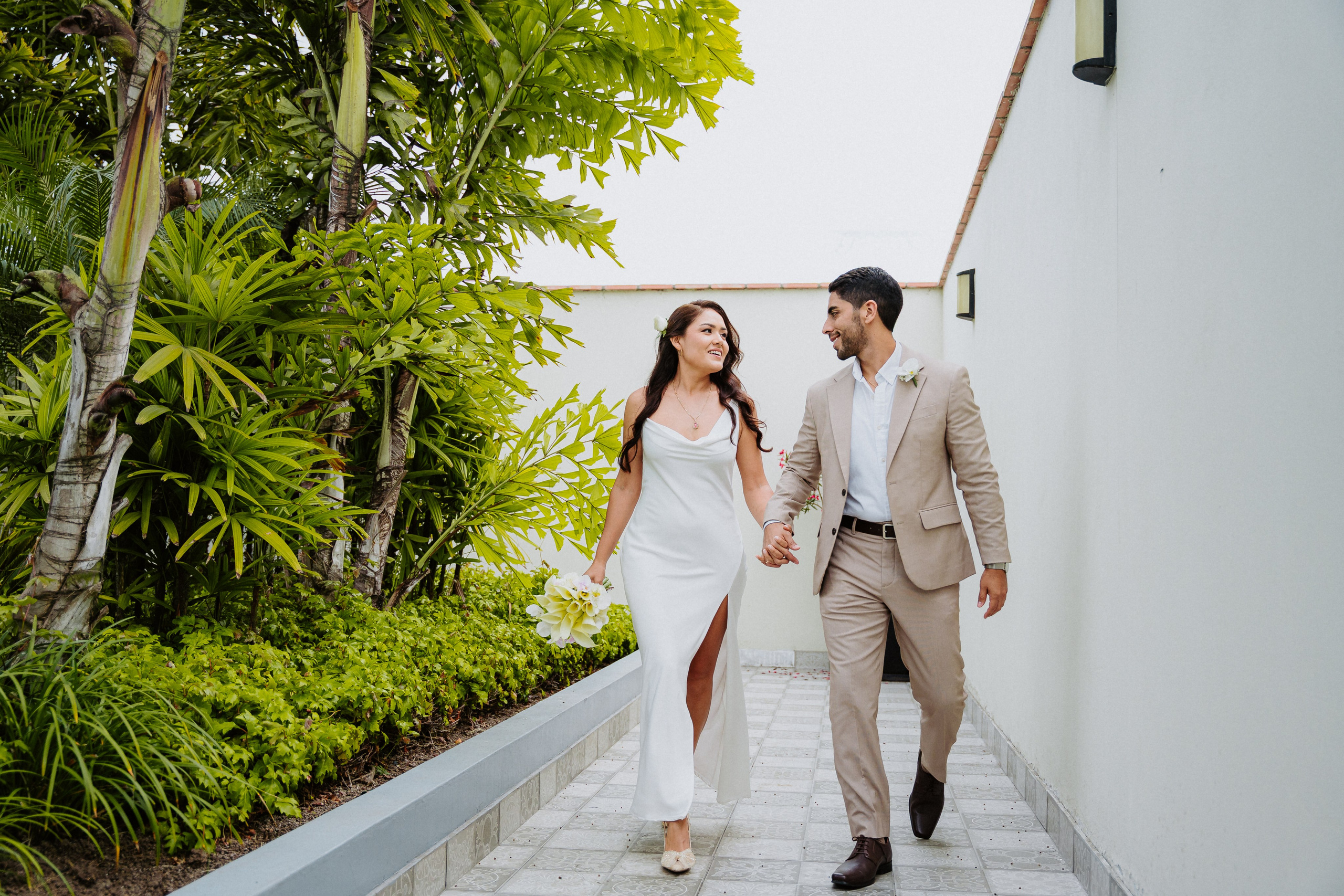 Boda civil. Fotógrafo de Bodas en Lima | Ronhy Altamirano. Fotografía narrativa y cinematográfica para bodas, quinceañeras y eventos exclusivos