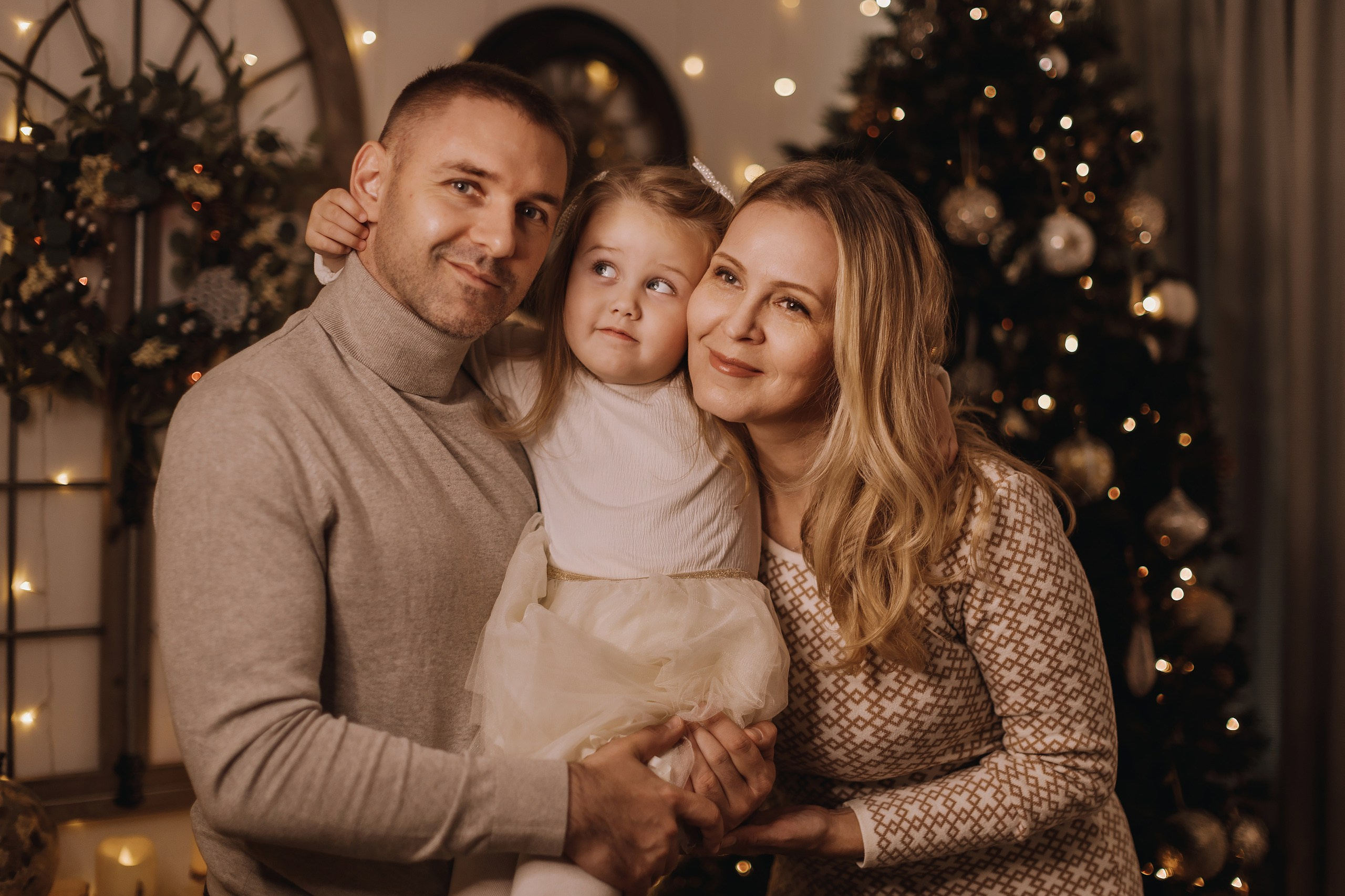 25.11.2023 Christmas Photoshoot. Wedding family event photographer in Chicago Nick Yushevich