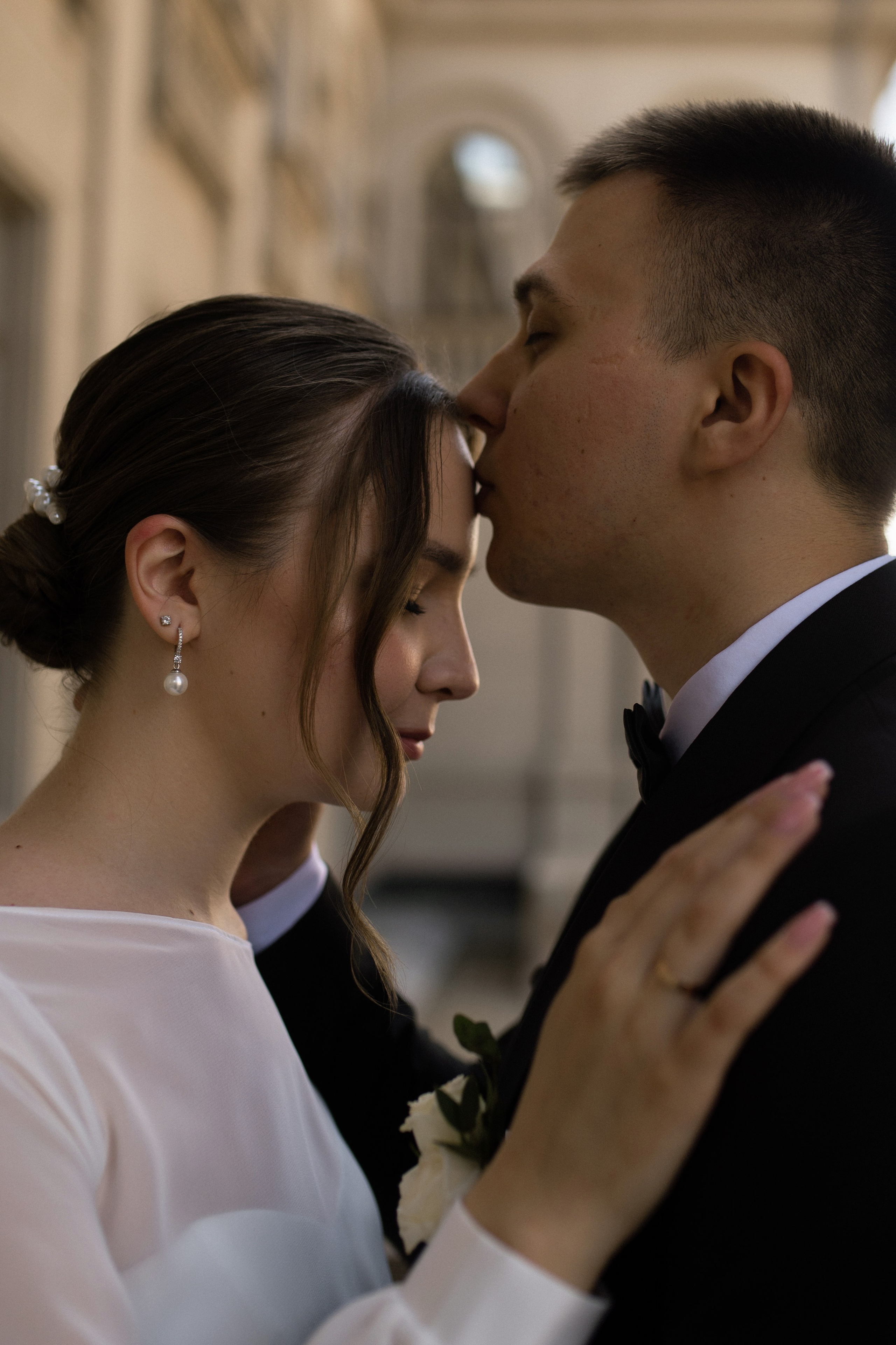 Smile. Wedding and commercial photographer