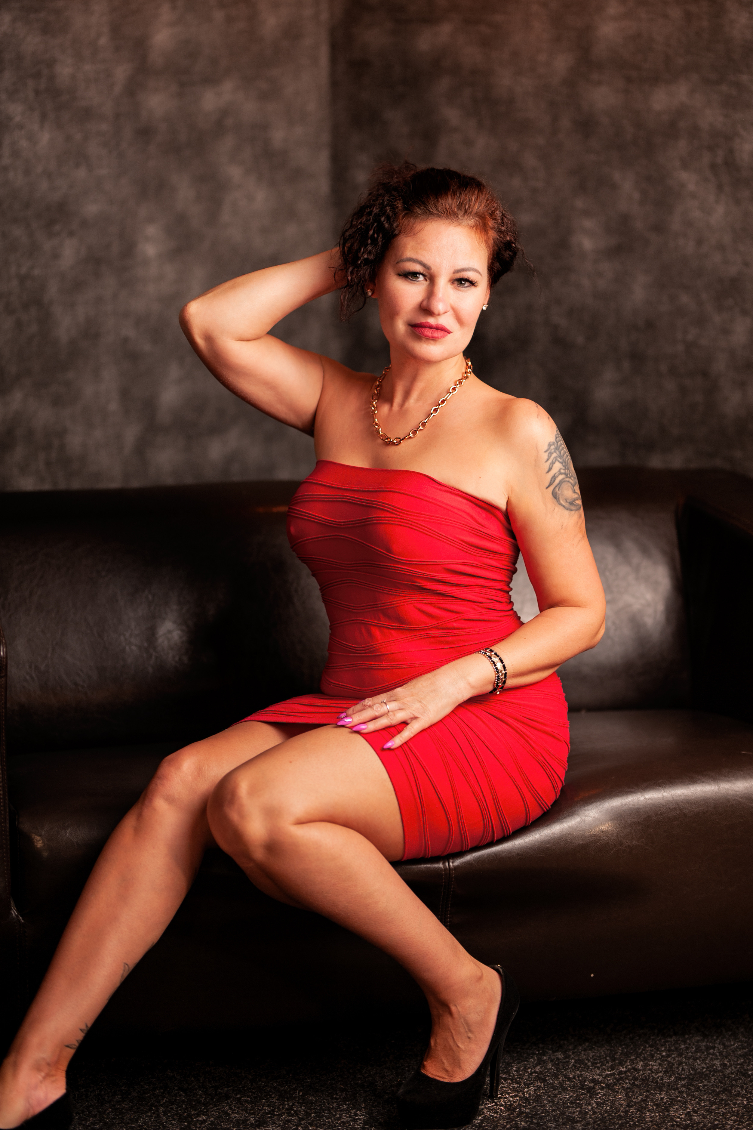 Fotosession im Studio mit Irina. Fotografin aus NRW