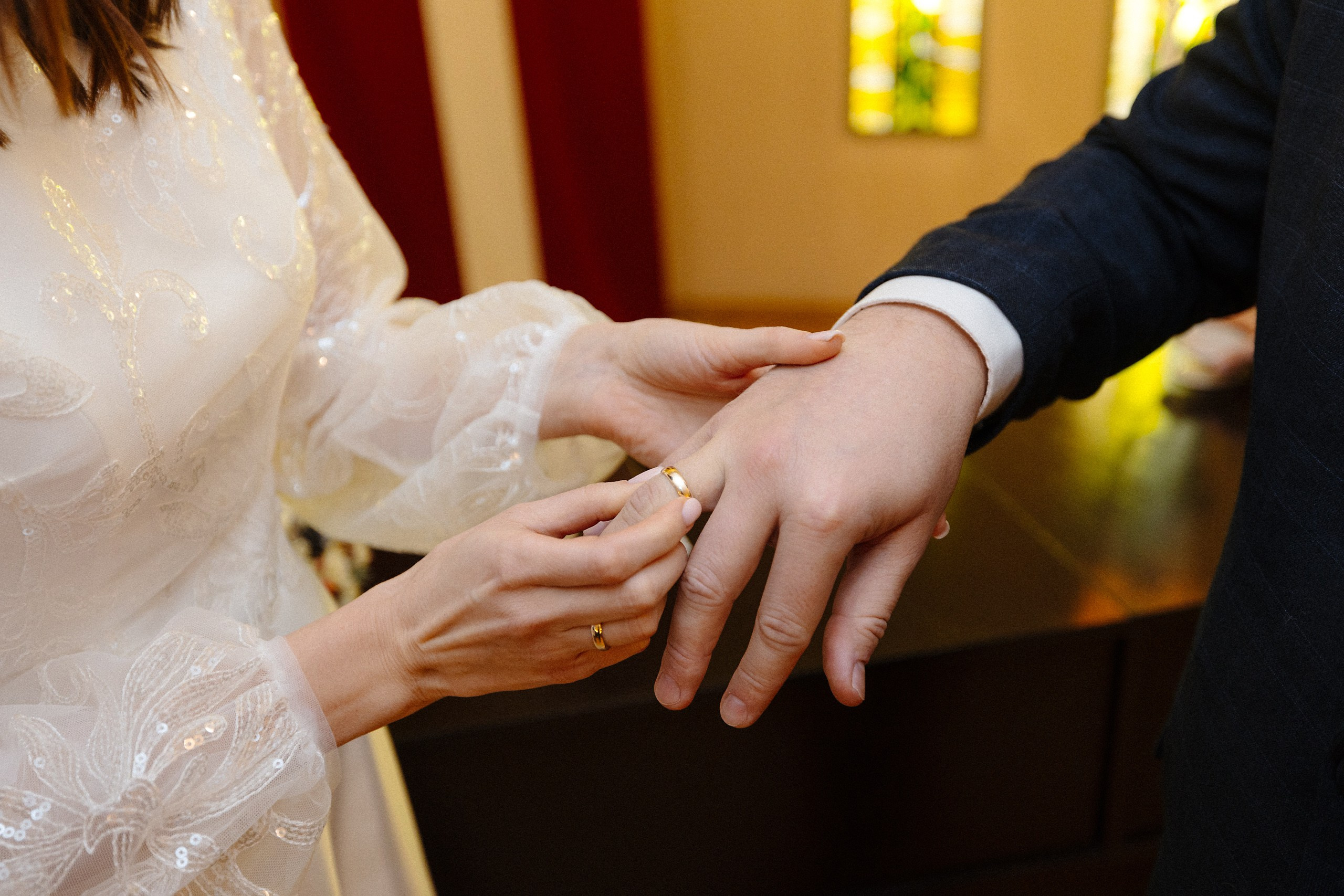 Зимняя свадебная фотосессия в музее искусств. Евгений Тимофеев | Свадебный и контент-фотограф и видеограф в Риге