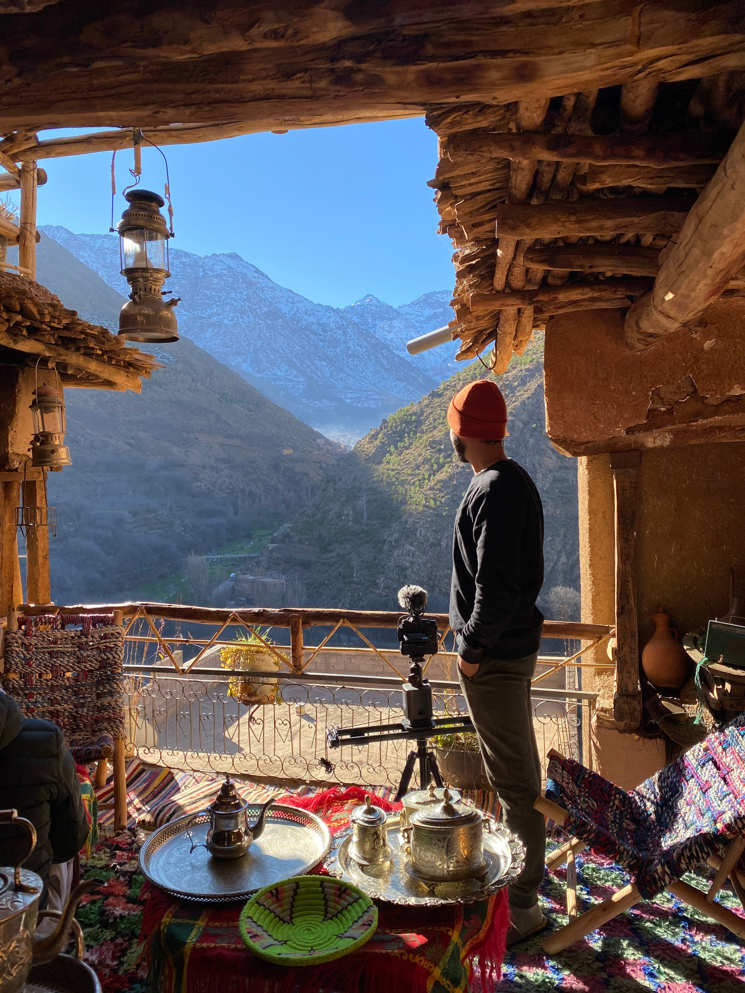 Предложения. Брахим — фотограф