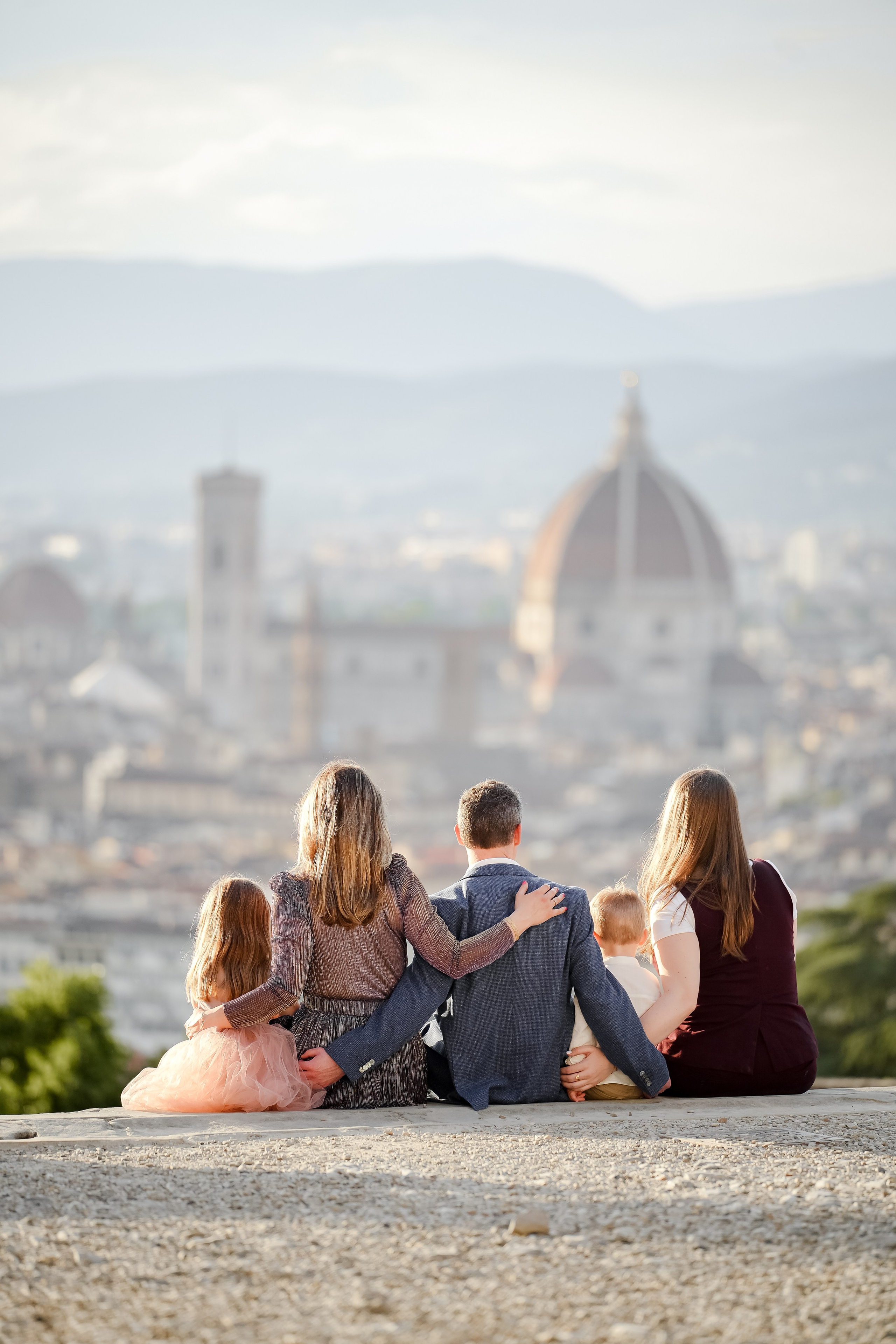 Jessica & Family. Wedding Photographer in Italy