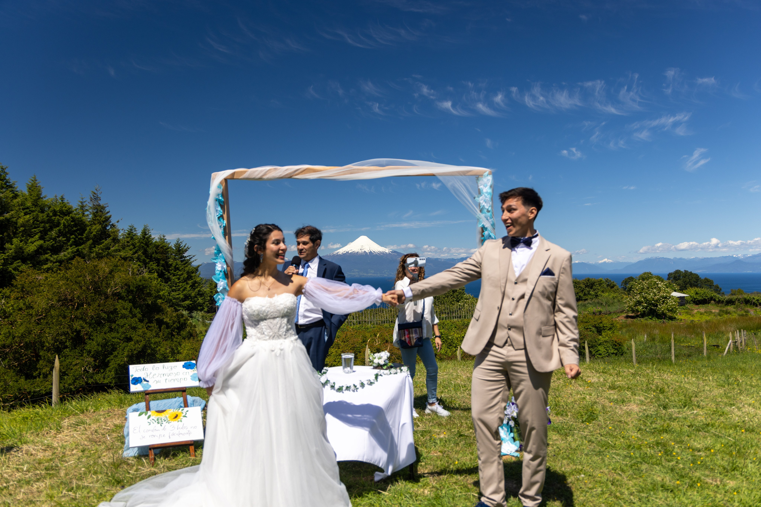 Carol & Ivo. Dinka & Emilio - El arte de preservar lo que no se repite