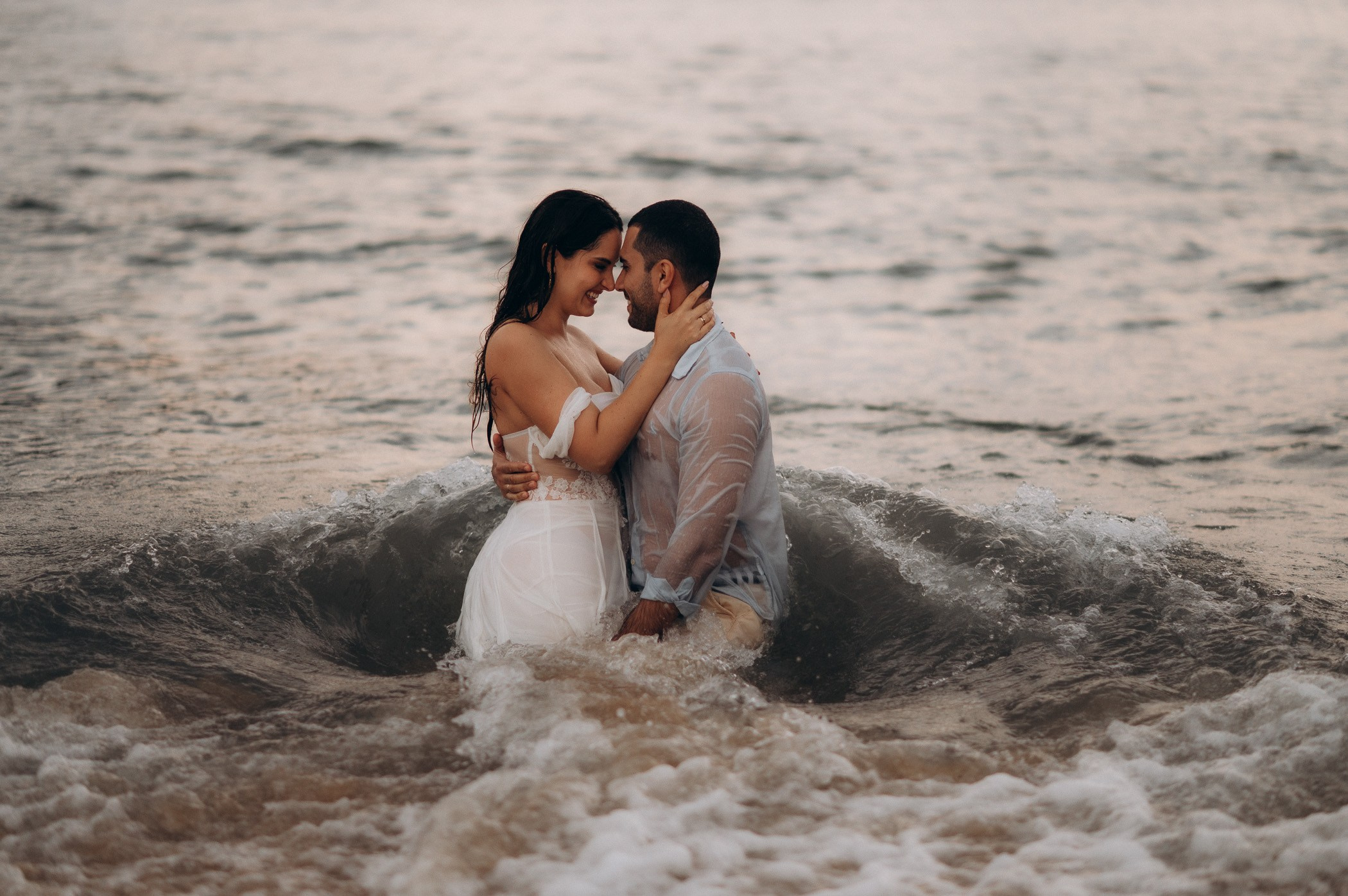 Samantha & Juliano | Ensaio de Casal na Praia de Ubatuba