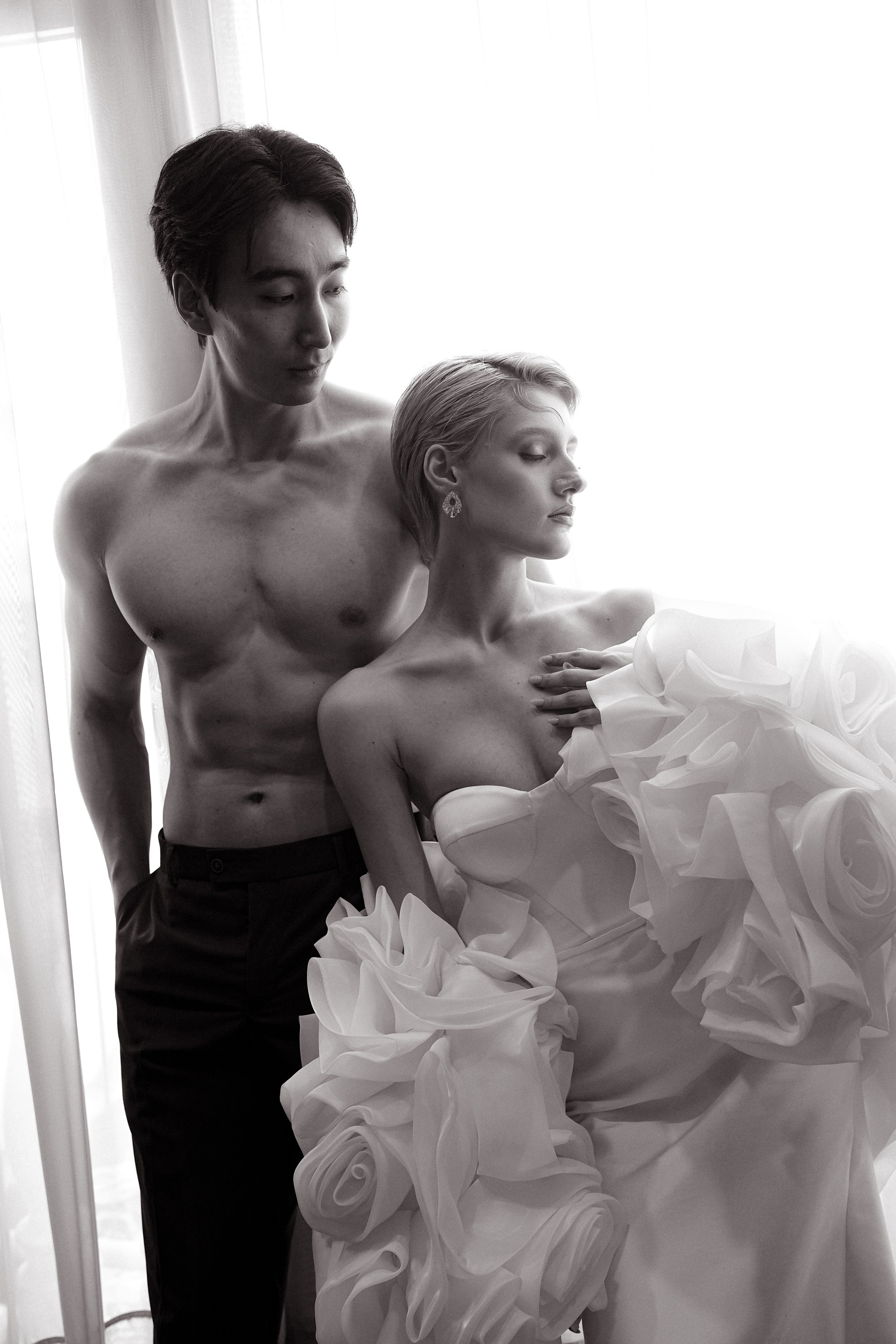 Николь Амир