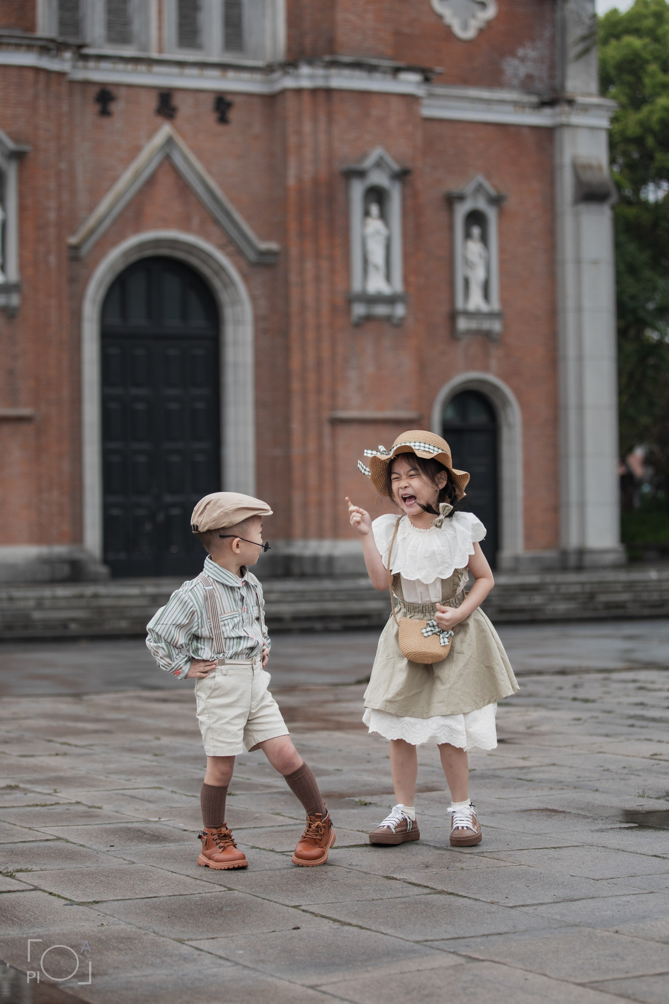 Семейная фотосессия в шанхайской киностудии. Photographer in Shanghai — Lola Pidluskaya