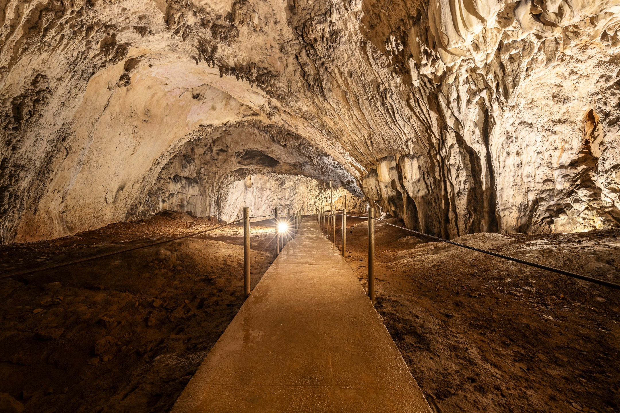 Bijambare — Underground World is a photography series by photographer Namir Čomaga, presenting the fascinating underground landscapes and natural cave formations through nature and landscape photography.The photographs were created in Bijambare Cave, near Sarajevo, Bosnia and Herzegovina, documenting spectacular stalactites, stalagmites and limestone cave formations through carefully composed images that reveal the beauty of the underground world.This gallery is part of the author's photography portfolio, focusing on Sarajevo photography, Bosnia and Herzegovina photography, nature photography, landscape photography and travel photography.