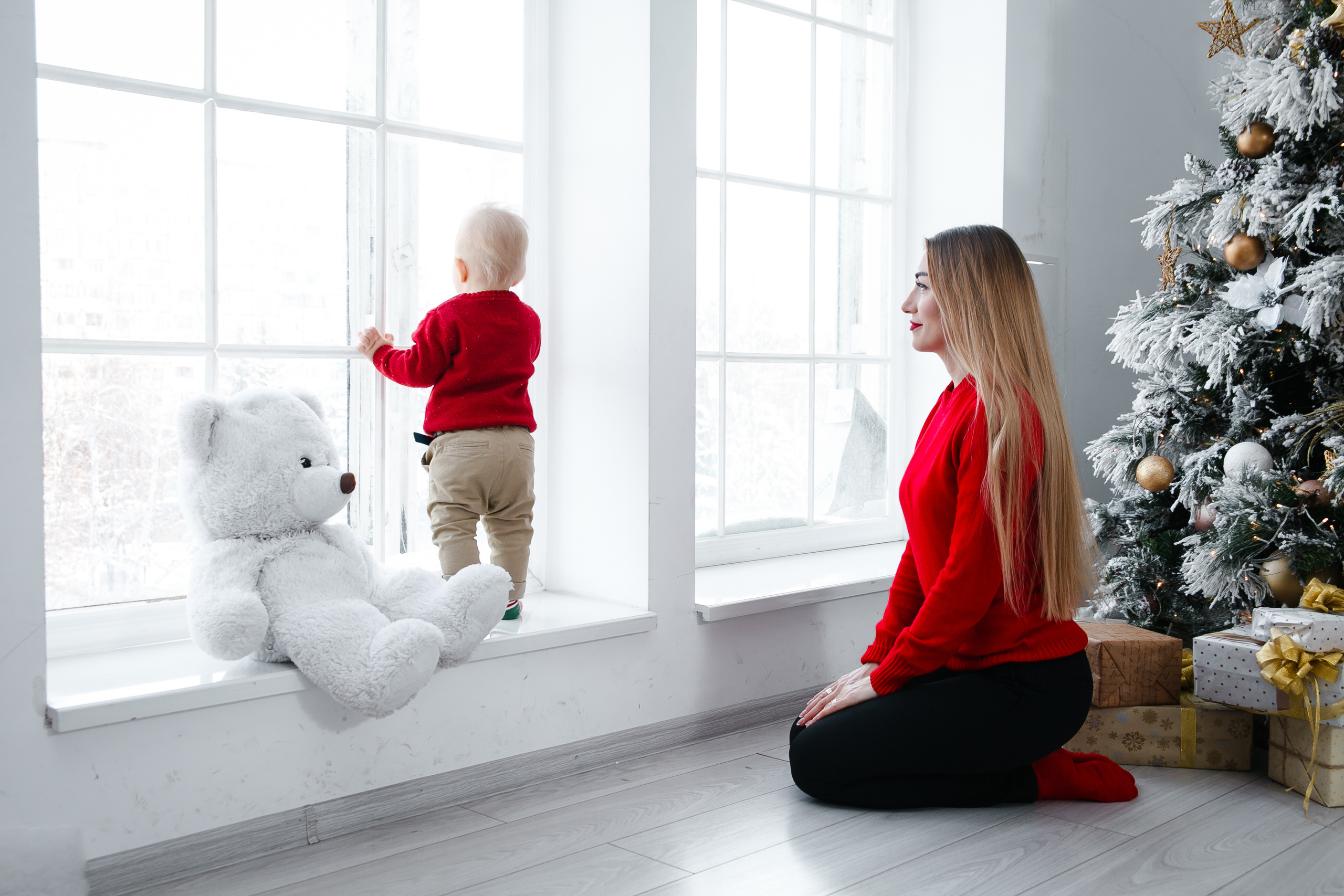 Family and pregnancy. Iurkovski PHOTOGRAPHY in Europe. Luxury destination weddings and events