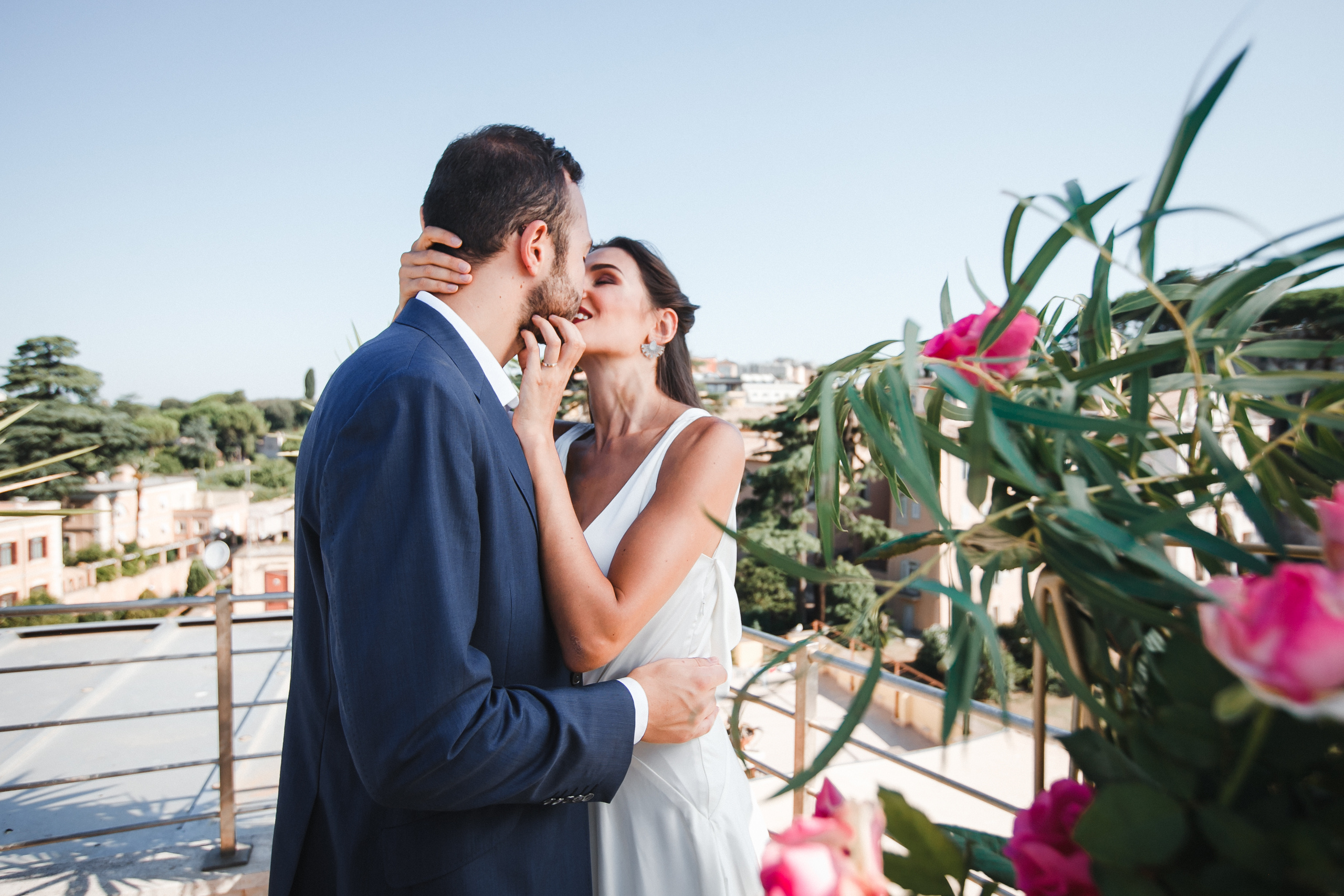 Trevi Fountain & Spanish steps Wedding Photowalk. Rome Penthouse Ceremony. Iurkovski PHOTOGRAPHY in Europe. Luxury destination weddings and events
