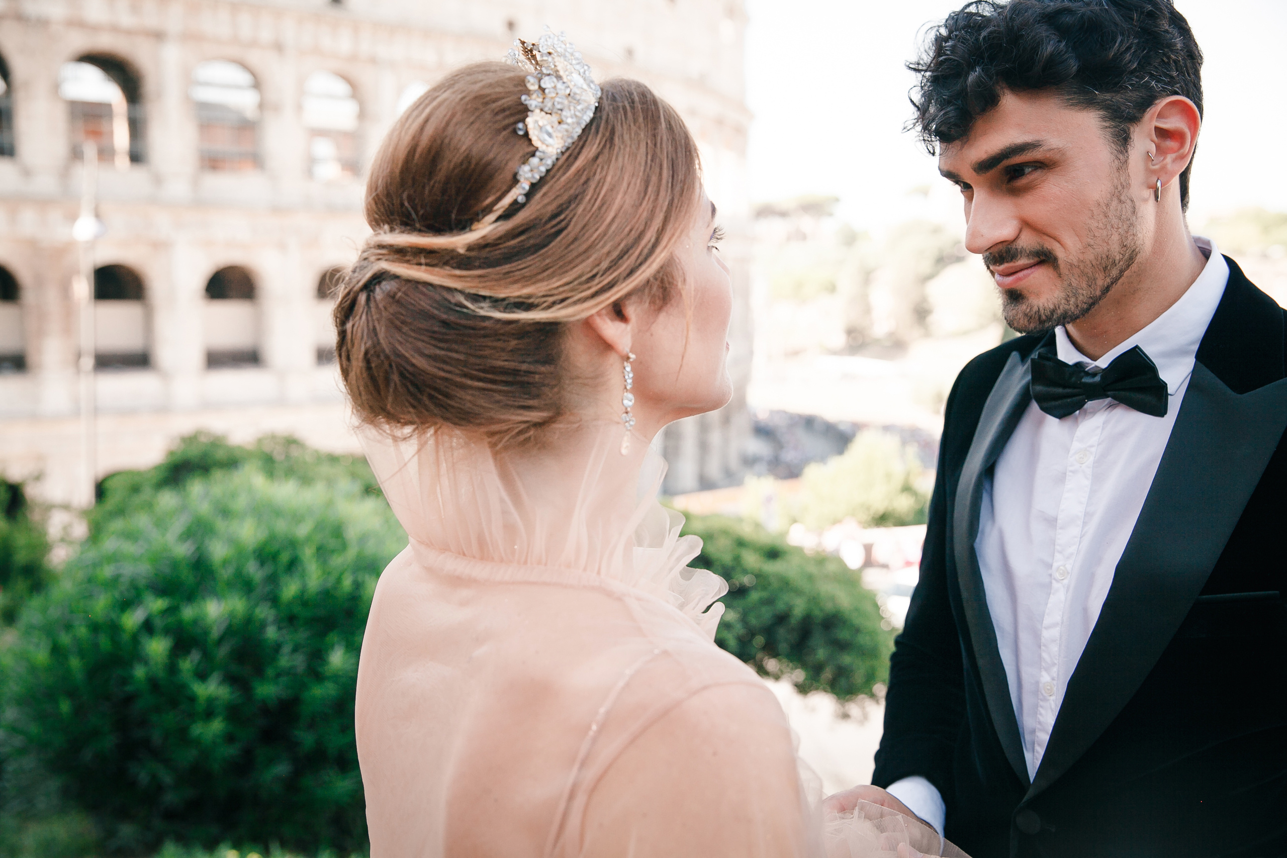 Rome Piazza Venezia & Coliseum Love Story. Iurkovski PHOTOGRAPHY in Europe. Luxury destination weddings and events