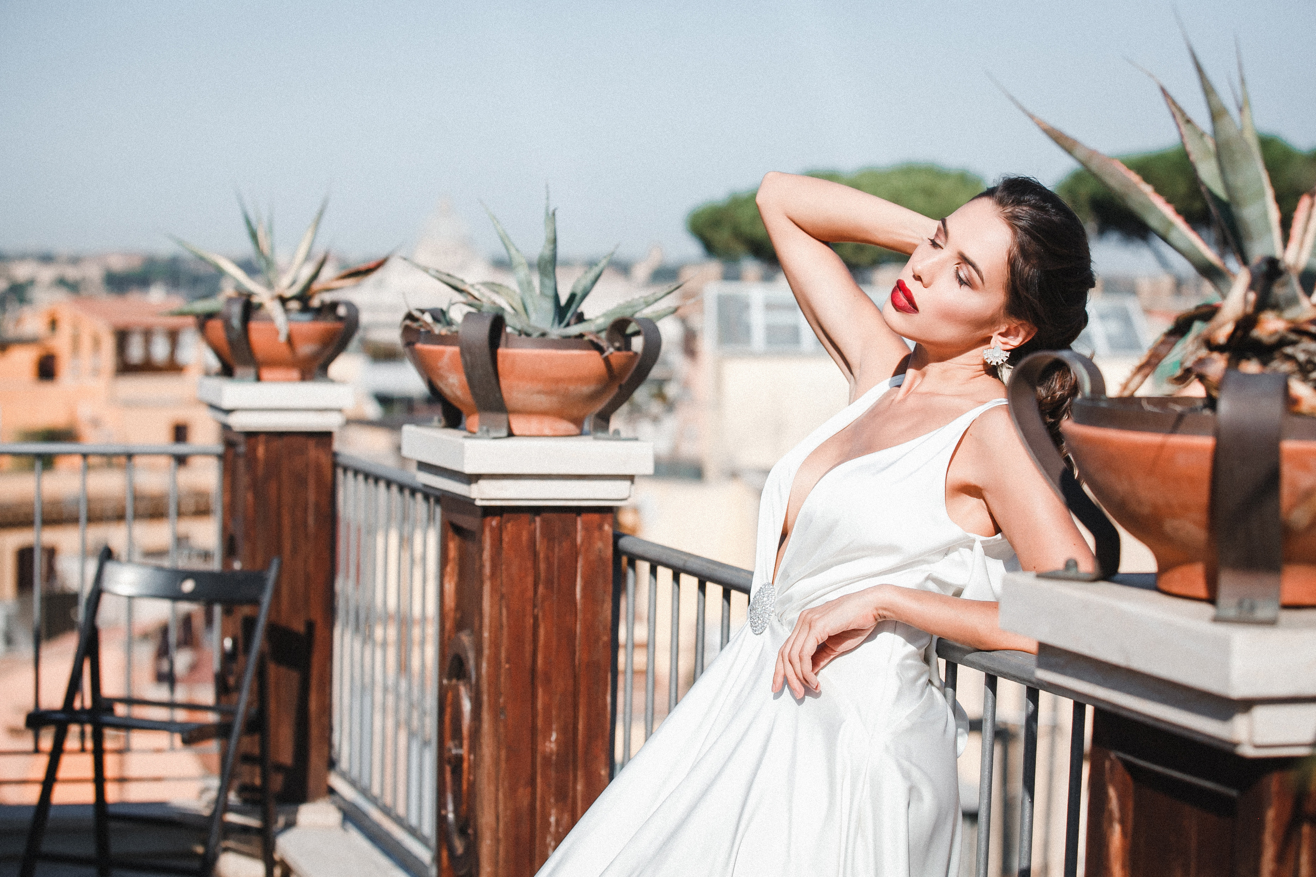 Trevi Fountain & Spanish steps Wedding Photowalk. Rome Penthouse Ceremony. Iurkovski PHOTOGRAPHY in Europe. Luxury destination weddings and events