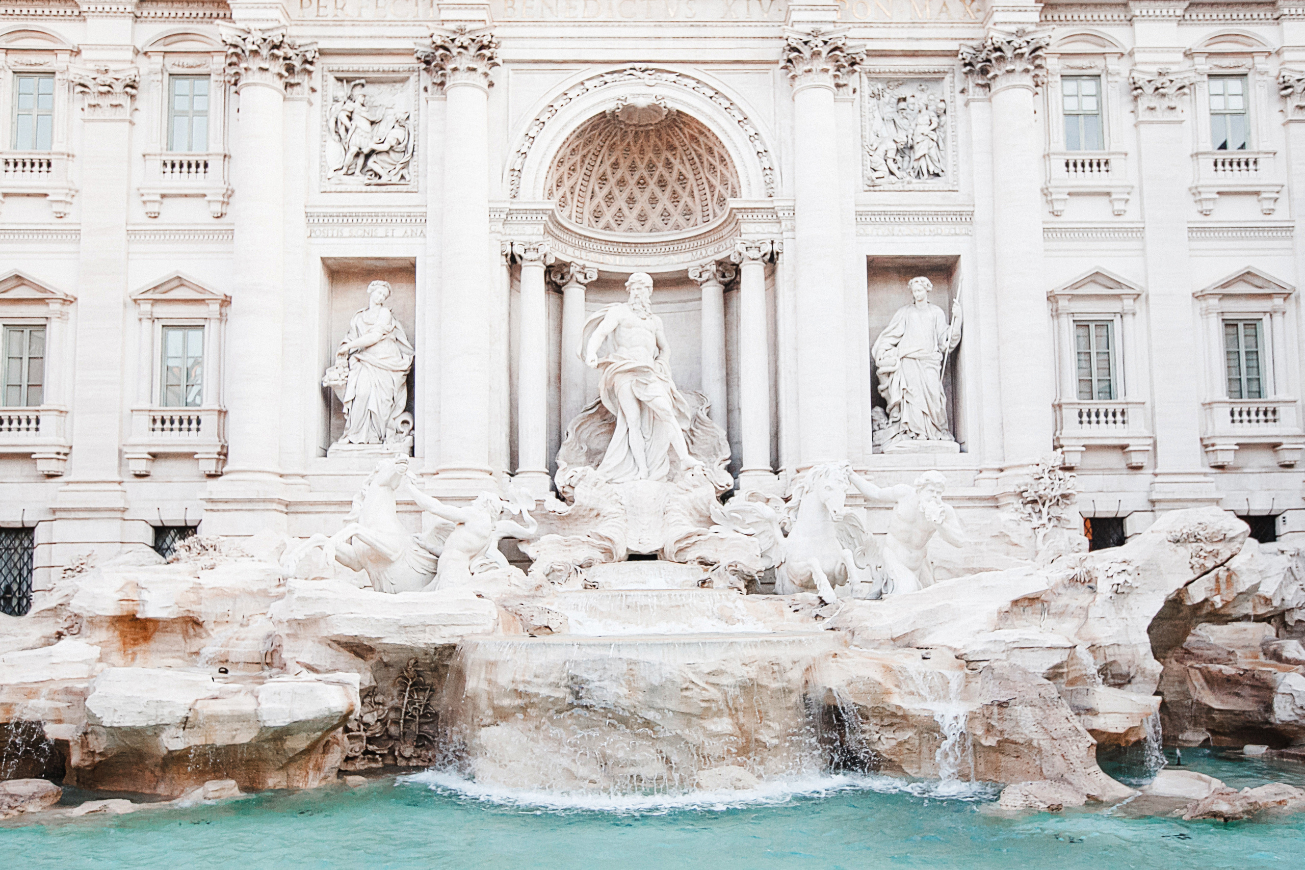 Trevi Fountain & Spanish steps Wedding Photowalk. Rome Penthouse Ceremony. Iurkovski PHOTOGRAPHY in Europe. Luxury destination weddings and events